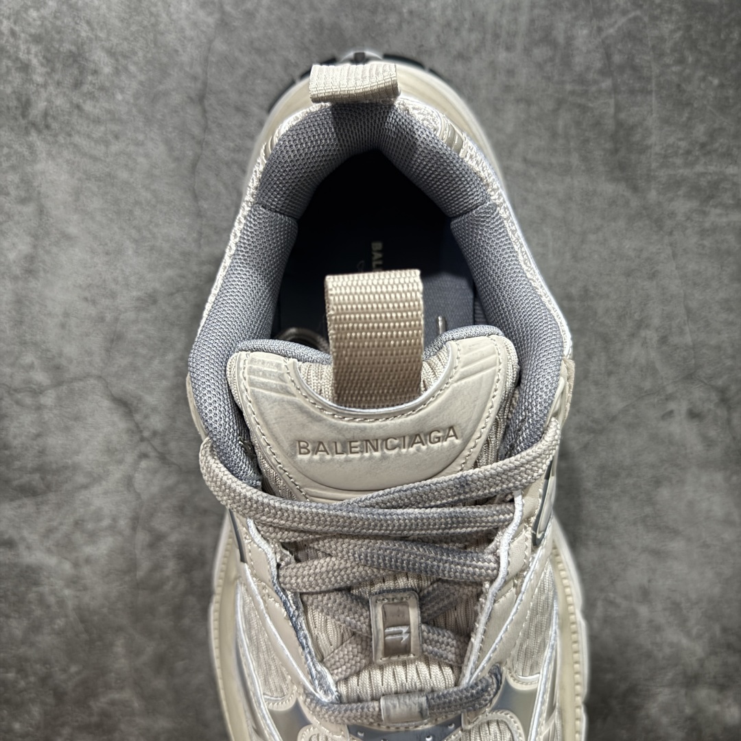 图片[8]-【纯原OK版本】Balenciaga 巴黎世家 6XL 复古老爹鞋 专柜同步包装 原装大盒 全套原纸板楦头开发 最原汁原味的灵魂版型 全鞋荧光划线卡点 胶水把控整洁度追求极致完美 每一双都是工艺品 多重QC质检 实实在在的免检产品 原盒原配 正确字体电绣 粗细、位置、大小正确 侧边TPU 透气孔匹配意产原版 正确分离大底 TPU软底 原版一致大底LOGO 立体感十足 尺码：35 36 37 38 39 40 41 42 43 44 45 46 偏大-选品中心