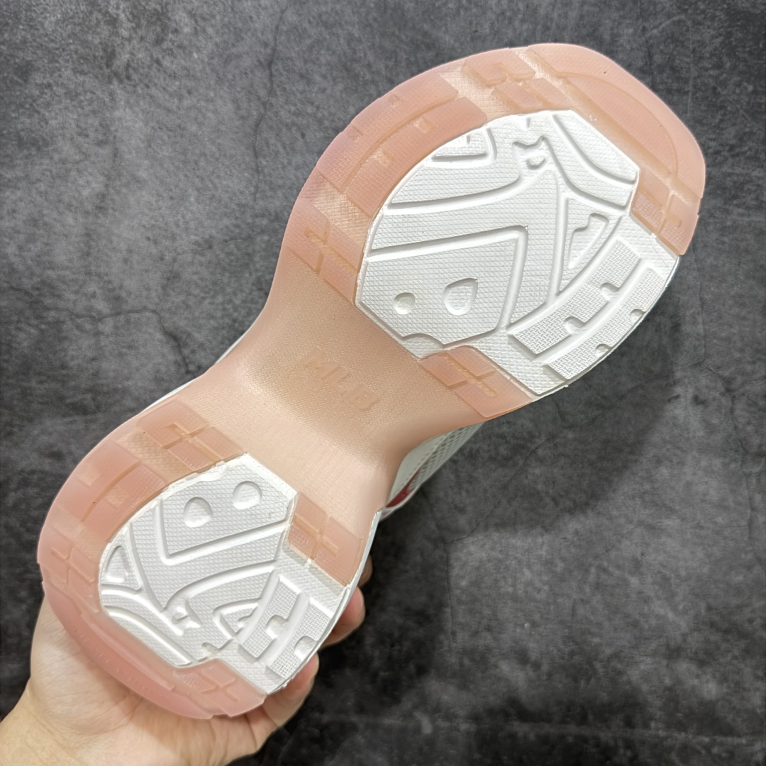 图片[9]-【纯原版】MLB Winner Chunky 25新款 NY百搭舒适休闲潮流运动厚底增高 防滑耐磨 低帮 老爹鞋白粉色 潮流厚底时尚街头赛博老爹鞋 MLB官方同步出货 虞书欣等众多潮流明星同款 高弹双层MD大底 原楦原档案数据开发版型（完美鞋头弧度/后套收口效果🆚市面文案版本‼️） 原厂立体填充鞋舌海绵 中底注胶孔原数据开发模具大底原厂转印标市面上唯一纯原版本 原材料打造 内增高6cm 原厂1：1模具开发 原厂进口纳米材质 原厂 全套手提袋 原盒雷射防伪标包装 天猫订单品质 官网尺码：35 36 36.5 37.5 38 38.5 39 40-选品中心