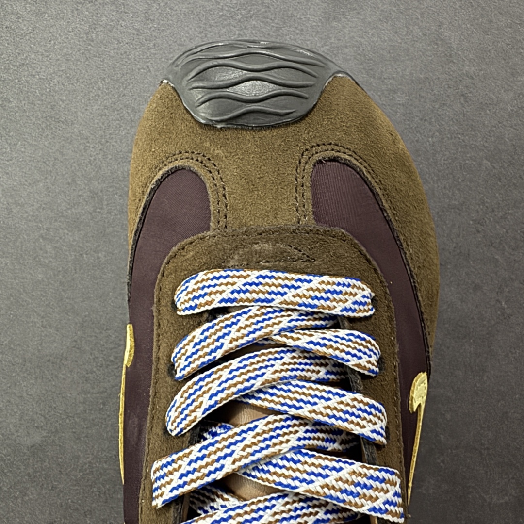 图片[8]-【公司级】Loewe Ballet Runner 2.0系列罗意威 高帮 阿甘复古风德训薄底百搭休闲运动鞋 不对称鞋头设计 袜状内部结构 轻盈橡胶外底延伸至鞋头 后跟标签饰有注塑橡胶 LOEWE 标志 升级原楦型开发纸版 全手工拉帮工艺成型 采用反绒牛皮革拼接头层皮饰片 鞋面材质 鞋身原装高密度防刮尼龙面料 极好柔软效果 双层乳胶缓震鞋垫 外部搭配轻量 EVA缓震组合橡胶防滑片装外底 尺码：36-39-选品中心
