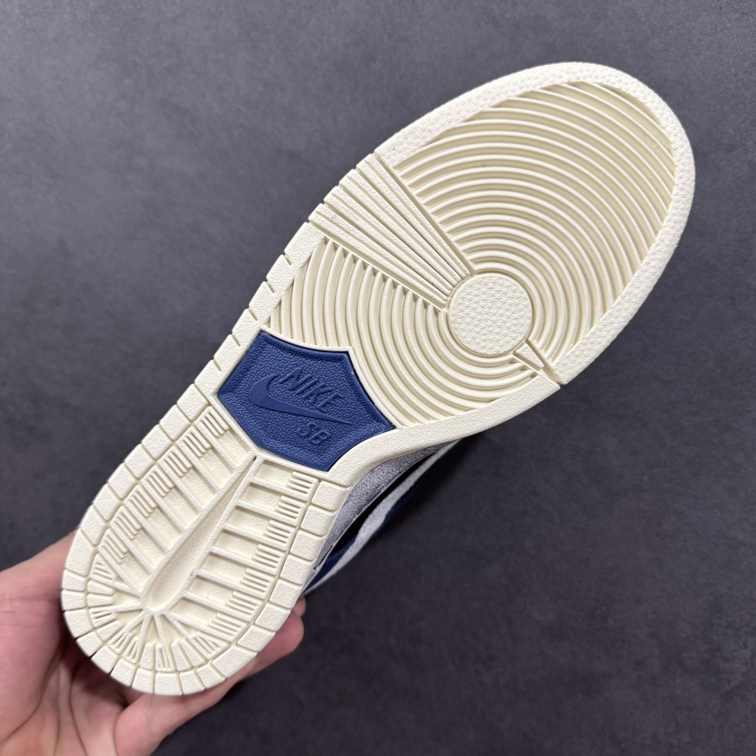 图片[9]-【定制版】NK SB Dunk Low 解构绑带 DX6775-400 极限压缩利润空间 超乎所想的高性价比 用料绝不含糊 原盒原配 正确耐磨橡胶大底 超高清洁度 全鞋零毛边皮料切割 全套原楦原模倾力打造完美版型 尺码：36 36.5 37.5 38 38.5 39 40 40.5 41 42 42.5 43 44 44.5 45 46 47.5-选品中心