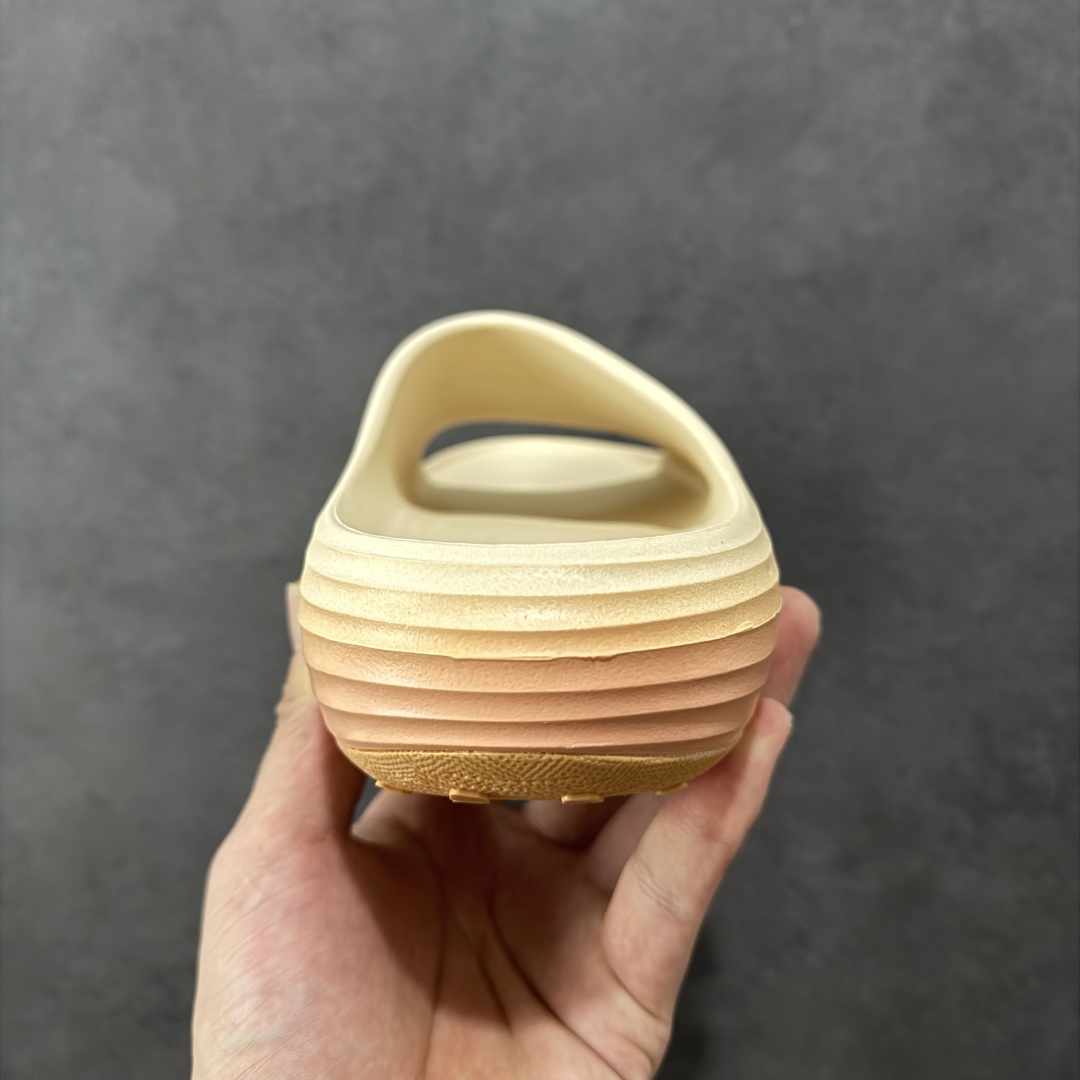 图片[4]-【正确组合底版】Nike ReactX Rejuven8 Slide 时尚舒适 防滑防磨一字拖鞋 HV4484-800 正确组合底 超高清洁度 完美版型 区别市面通货 采用质感柔软且出众回弹的 ReactX泡绵，发泡组合大底 脚感十分舒适，缔造非凡舒适的日常穿着体验，助你保持活力。  尺码：36-45-选品中心