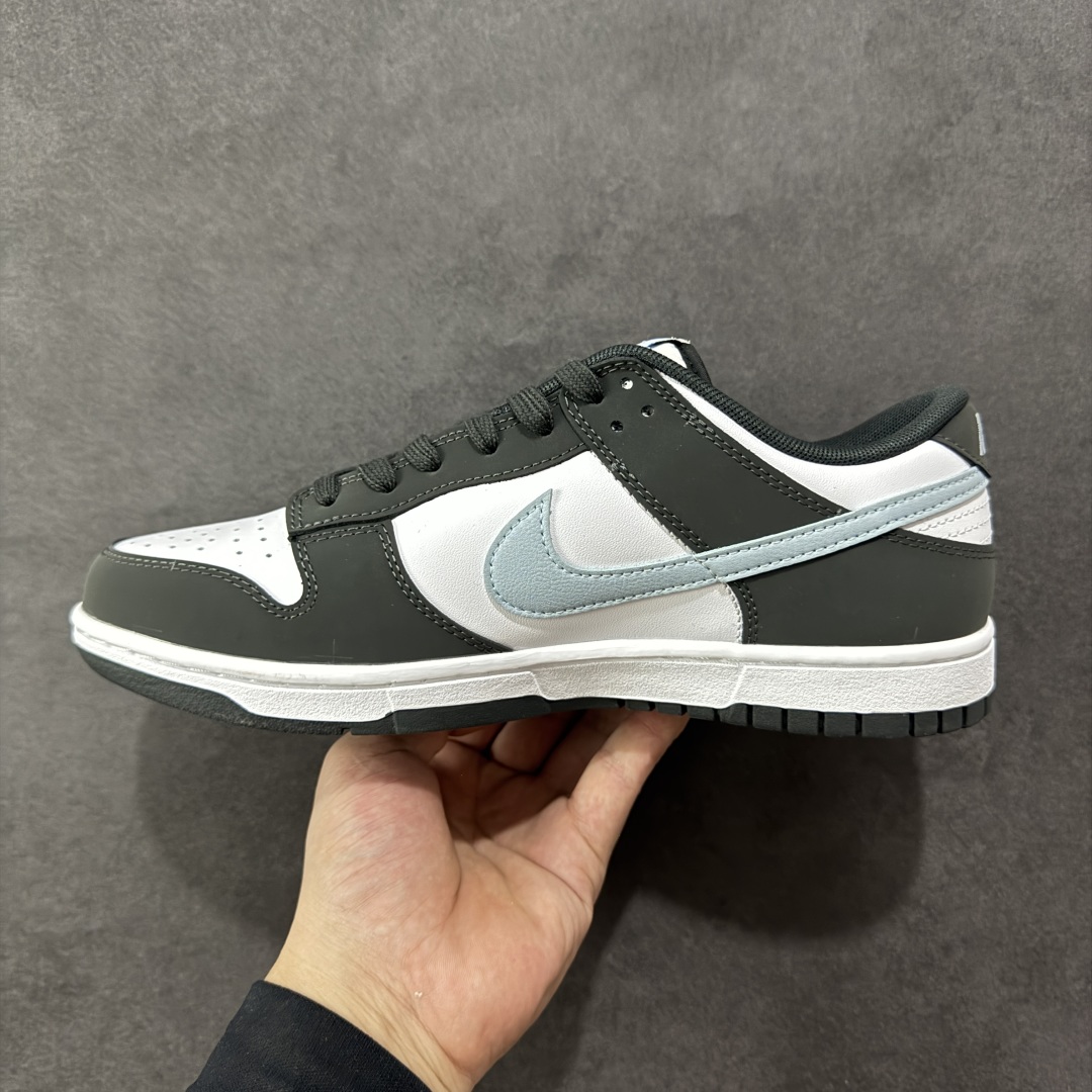 图片[2]-【YC纯原】Nike Dunk Low 黑白蓝 此款以简约大方的造型设计 给人以随性休闲的时尚格调 穿着舒适轻便运动灵活自如满足日常个性穿搭 货号： IB3079 100 尺码： 40 40.5 41 42 42.5 43 44 44.5 45 46-选品中心