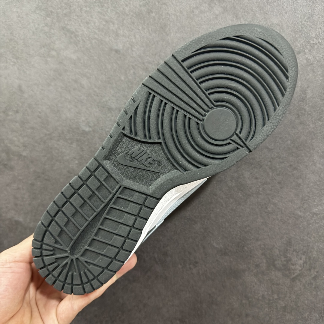 图片[9]-【YC纯原】Nike Dunk Low 黑白蓝 此款以简约大方的造型设计 给人以随性休闲的时尚格调 穿着舒适轻便运动灵活自如满足日常个性穿搭 货号： IB3079 100 尺码： 40 40.5 41 42 42.5 43 44 44.5 45 46-选品中心