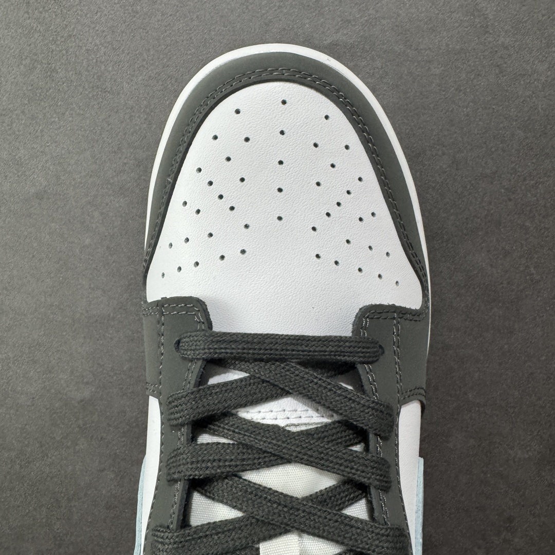 图片[8]-【YC纯原】Nike Dunk Low 黑白蓝 此款以简约大方的造型设计 给人以随性休闲的时尚格调 穿着舒适轻便运动灵活自如满足日常个性穿搭 货号： IB3079 100 尺码： 40 40.5 41 42 42.5 43 44 44.5 45 46-选品中心