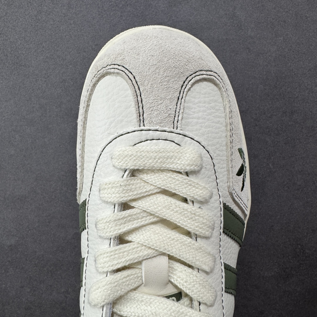 图片[8]-【定制版】adidas originals Samba OG x Supreme 灰白绿 桑巴舞系列复古经典轻便板鞋 此款以简约大方的造型设计 给人以随性休闲的时尚格调 穿着舒适轻便，运动灵活自如 满足日常个性穿搭 货号：XD6188 103 尺码：36 36.5 37 38 38.5 39 40 40.5 41 42 42.5 43 44 44.5 45-选品中心
