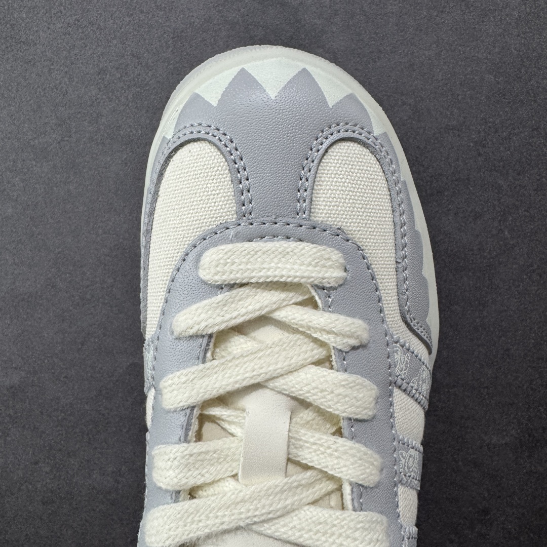 图片[8]-【定制版】adidas originals Samba OG 灰白拉布布 桑巴舞系列复古经典轻便板鞋 此款以简约大方的造型设计 给人以随性休闲的时尚格调 穿着舒适轻便，运动灵活自如 满足日常个性穿搭 货号：DM1234 015 尺码：36 36.5 37 38 38.5 39 40-选品中心