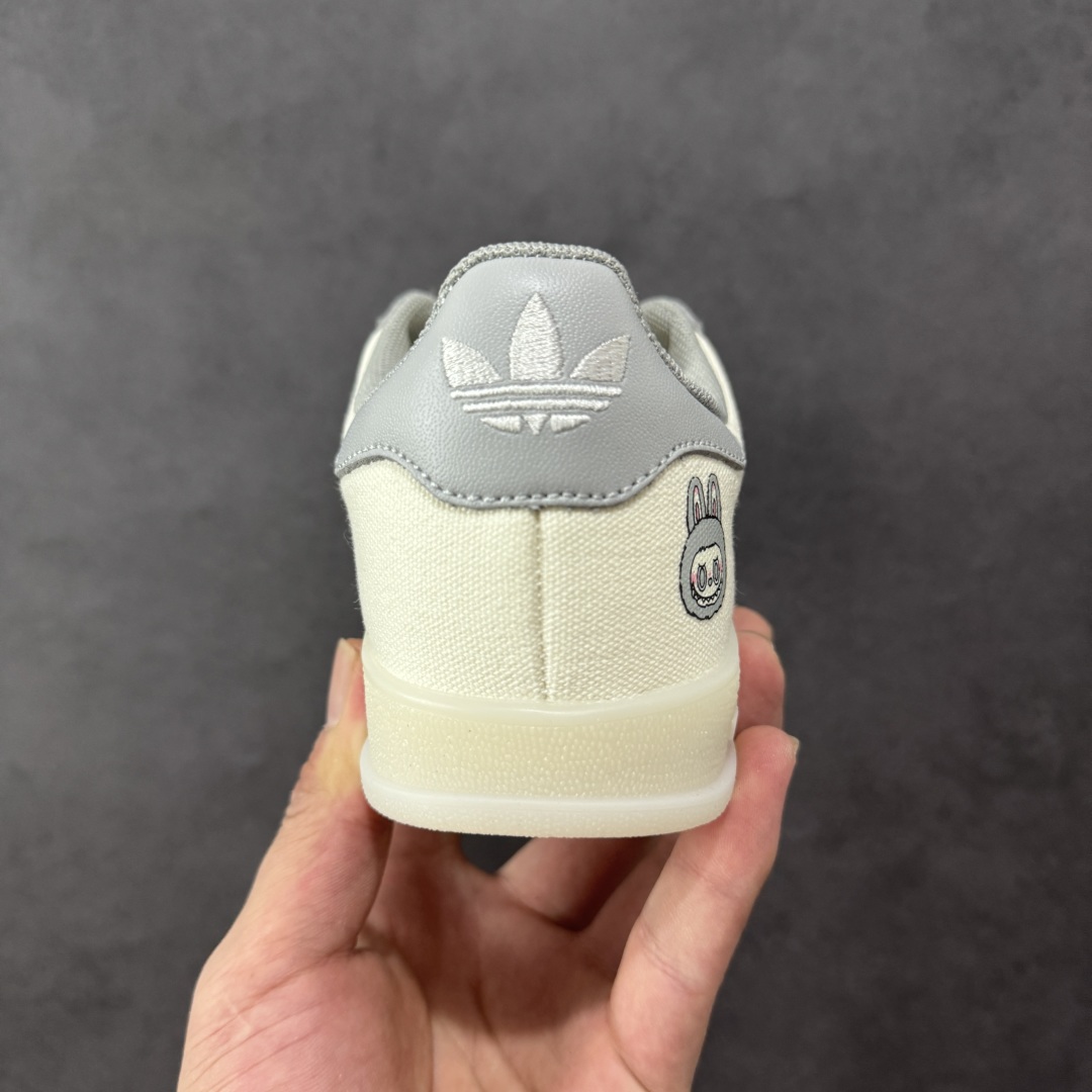 图片[4]-【定制版】adidas originals Samba OG 灰白拉布布 桑巴舞系列复古经典轻便板鞋 此款以简约大方的造型设计 给人以随性休闲的时尚格调 穿着舒适轻便，运动灵活自如 满足日常个性穿搭 货号：DM1234 015 尺码：36 36.5 37 38 38.5 39 40-选品中心