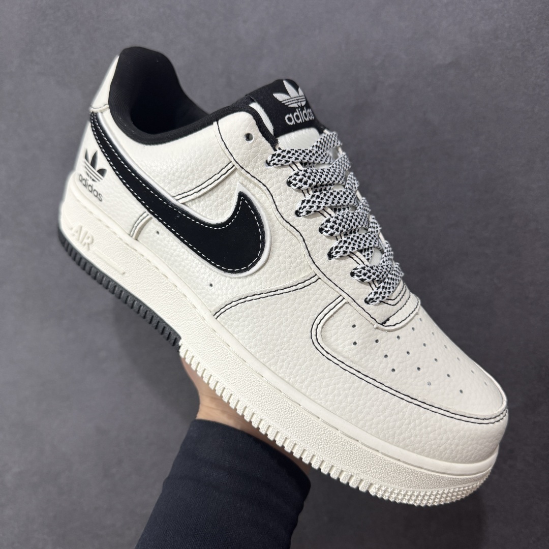 图片[3]-【定制版】Nike Air Force 1\’07 Low 黑线双拼底 空军一号低帮休闲板鞋 KB1688-003  原楦头原纸板 原装鞋盒 定制五金配件 内置全掌气垫 原厂鞋底   尺码：36 36.5 37.5 38 38.5 39 40 40.5 41 42 42.5 43 44 44.5 45-选品中心