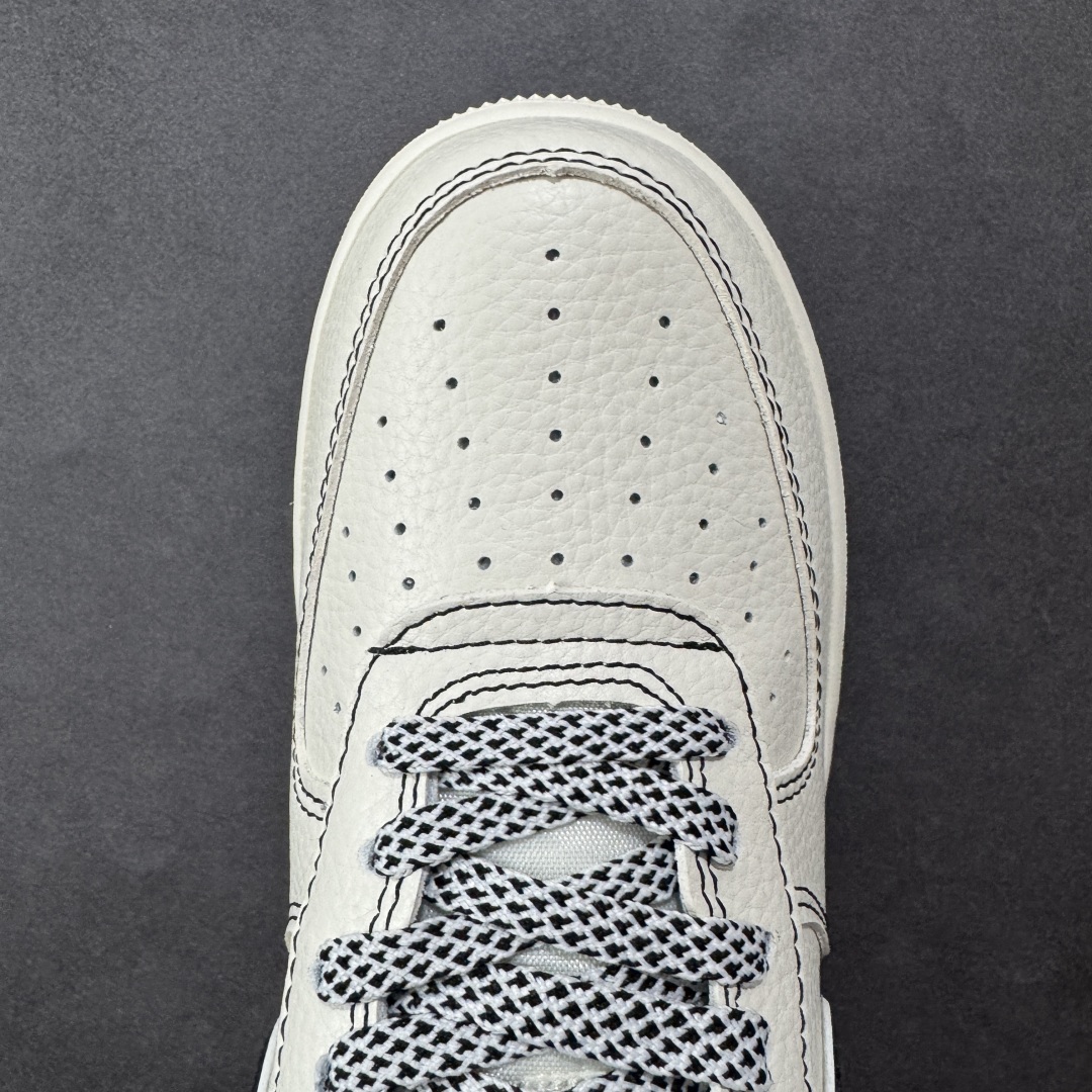 图片[8]-【定制版】Nike Air Force 1\’07 Low 黑线双拼底 空军一号低帮休闲板鞋 KB1688-003  原楦头原纸板 原装鞋盒 定制五金配件 内置全掌气垫 原厂鞋底   尺码：36 36.5 37.5 38 38.5 39 40 40.5 41 42 42.5 43 44 44.5 45-选品中心