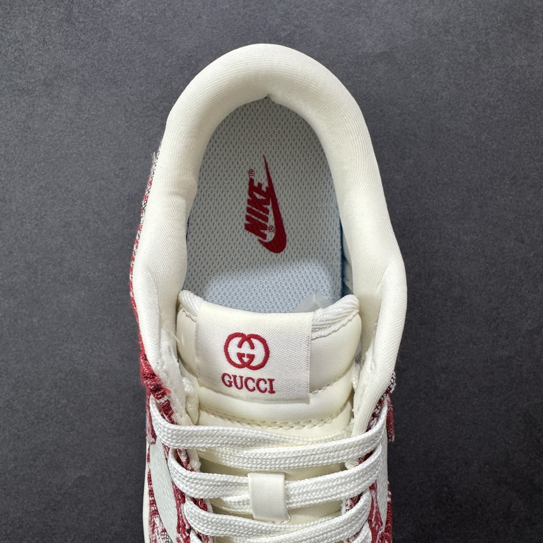 图片[7]-【定制版】Nike SB Dunk Low 古驰联名 灰红牛仔 周年高端定制 低帮休闲板鞋 SC9207-417  定制鞋盒 大厂纯原品质出货 超高清洁度 皮料切割干净无任何毛边 细节完美   尺码：36 36.5 37.5 38 38.5 39 40 40.5 41 42 42.5 43 44 44.5 45-选品中心