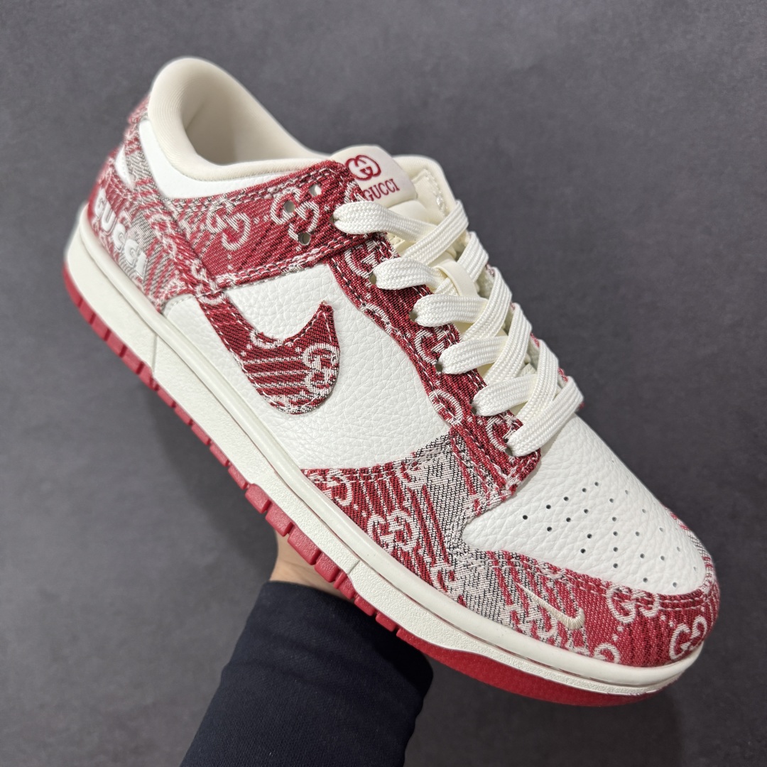 图片[3]-【定制版】Nike SB Dunk Low 古驰联名 灰红牛仔 周年高端定制 低帮休闲板鞋 SC9207-417  定制鞋盒 大厂纯原品质出货 超高清洁度 皮料切割干净无任何毛边 细节完美   尺码：36 36.5 37.5 38 38.5 39 40 40.5 41 42 42.5 43 44 44.5 45-选品中心