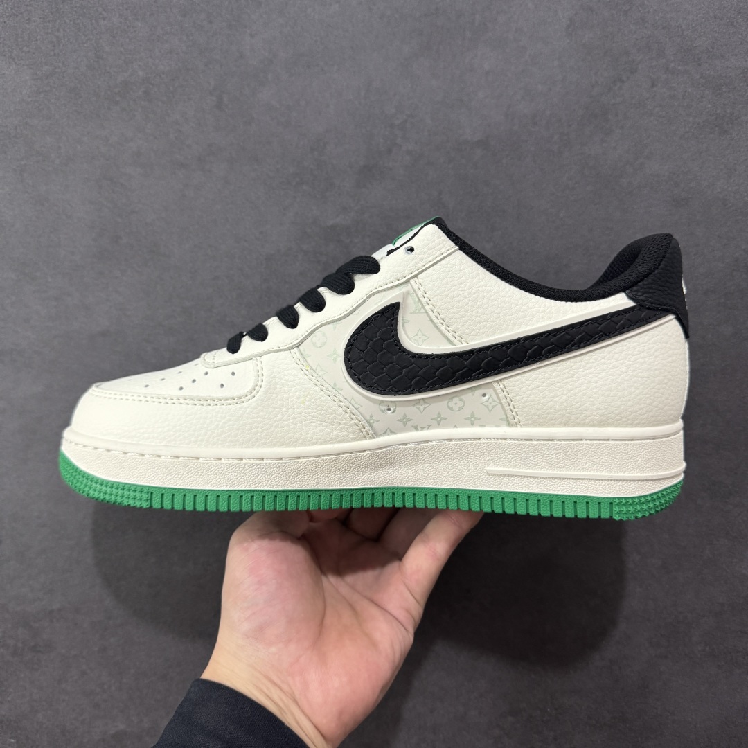 图片[2]-【定制版】Nike Air Force 1\’07 Low LV联名 米黑鳞纹绿底 空军一号低帮休闲板鞋 QW5836-008  #原楦头原纸板 原装鞋盒 定制五金配件 内置全掌气垫 原厂鞋底   尺码：36 36.5 37.5 38 38.5 39 40 40.5 41 42 42.5 43 44 44.5 45-选品中心