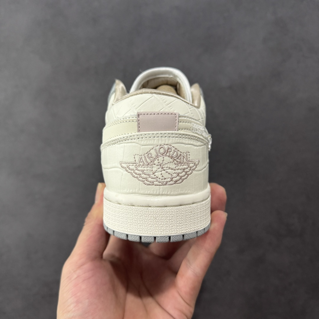 200 K版Air Jordan AJ1 Low 低帮 灰白 IH7323-100