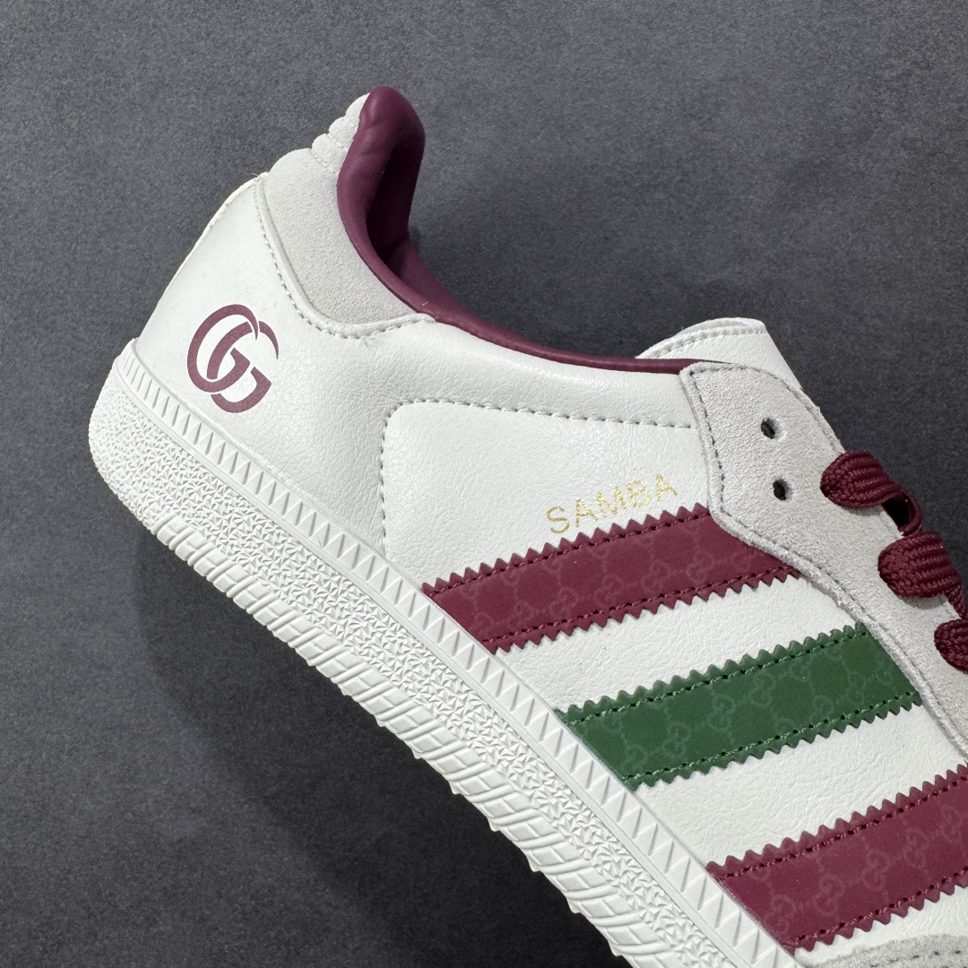 图片[6]-【定制版】adidas originals Samba OG x GUCCI 灰白红 桑巴舞系列复古经典轻便板鞋 此款以简约大方的造型设计 给人以随性休闲的时尚格调 穿着舒适轻便，运动灵活自如 满足日常个性穿搭 货号：GJ75802 尺码：36 36.5 37 38 38.5 39 40 40.5 41 42 42.5 43 44 44.5 45-选品中心