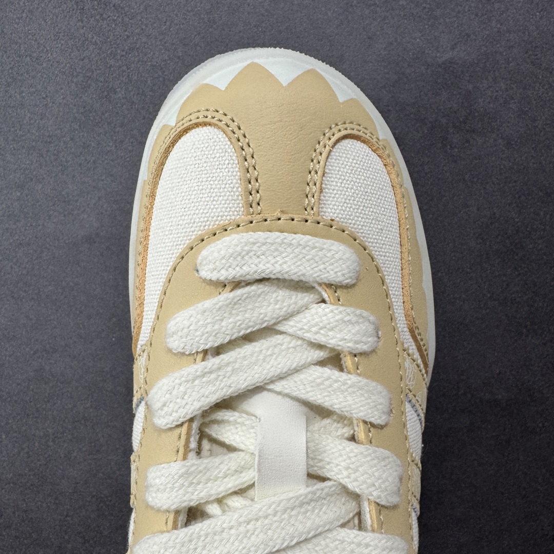 图片[8]-【定制版】adidas originals Samba OG 橙白拉布布 桑巴舞系列复古经典轻便板鞋 此款以简约大方的造型设计 给人以随性休闲的时尚格调 穿着舒适轻便，运动灵活自如 满足日常个性穿搭 货号：DM1234 016 尺码：36 36.5 37 38 38.5 39 40 41 42 43 44 45-选品中心