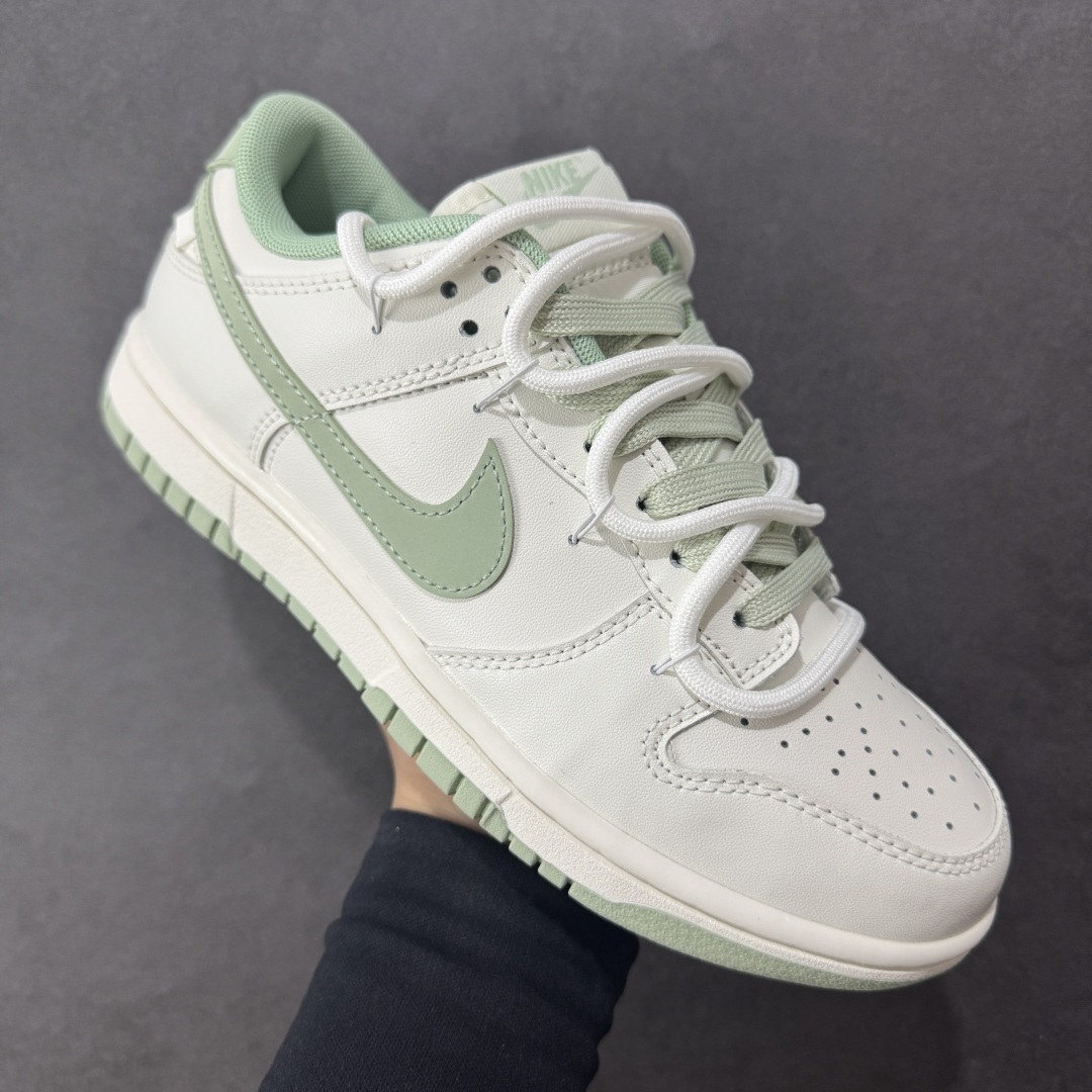 图片[3]-【定制版】Nike SB Dunk Low \”Just Do It\” 绑带 周年高端定制 低帮休闲板鞋 WG0508-048  定制鞋盒 超高清洁度 皮料切割干净无任何毛边 细节完美   尺码：35.5 36 36.5 37.5 38 36.5 39 40 40.5 41 42-选品中心