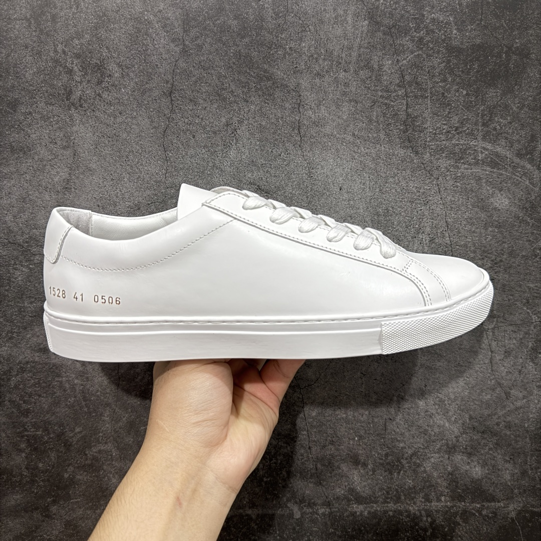 
【莞产渠道版】Common Projects 扁头数字小白鞋 
经典小白鞋 为了此款鞋子做到极致 
已
