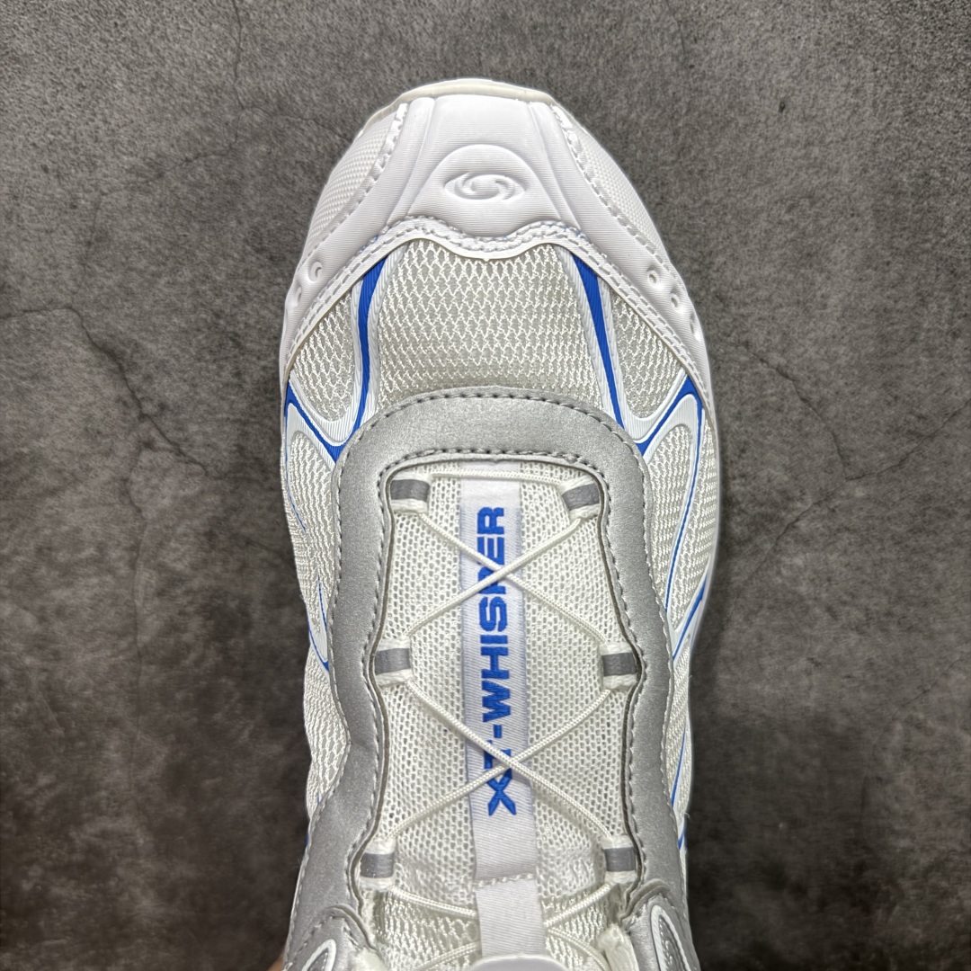 图片[5]-【666版本】SALOMON 萨洛蒙 XT-WHISPER 舒适百搭耐磨轻便低帮 休闲越野训练城市通勤跑步鞋 男女同款 白蓝色 纯原外贸平台特供订单 耗时半年巨作 #全套原纸板楦头开发 #原厂特供网布配套加持 #确保原汁原味 完美呈现版型 #原档数据独家私模五层组合大底 #男女鞋同步官方开发至46 #原装Ortholite轻量化鞋垫 #中底布带钢印编号 原厂TPU锁扣 #进口港宝加持 后跟自然饱满 还原公司包裹性 #鞋面采用SENSIFT贴合技术 #全方位贴合包裹脚型 #鞋跟部鞋底牵引设计 #提供强大的抓地性能 #更适应野外崎岖不平的道路 #基于 SALOMON 初代 XT 鞋身造型并搭载 4D ADVANCED CHASSIS™ 大底打造而成 为这款 XT-WHISPER 带来了多项足部控制与保护等功能性 如在运动过程中控制左右晃动的过程而提高稳定性、改善长途越野过程中足中到足尖的过渡、提高感知岩石的精确度以抵抗尖锐物体对脚底的伤害以及采用动态缓冲来增强穿着舒适感 从而减轻疲劳感 使 XT-WHISPER 成为一双舒适且安全的户外之履 货号：479821 尺码：36 36.5 37.5 38 38.5 39 40 40.5 41 42 42.5 43 44 45 46-选品中心