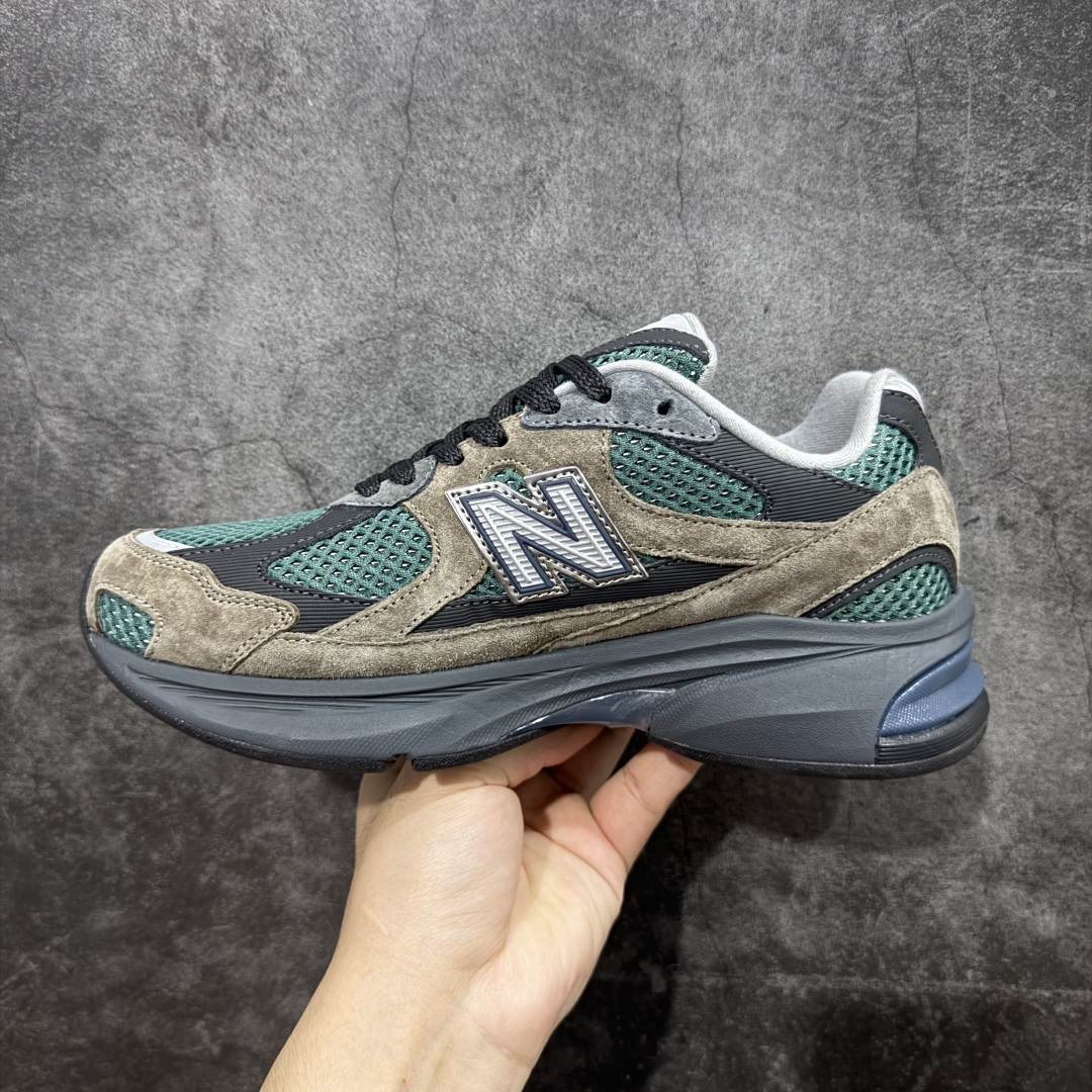 图片[2]-【纯原c版】New Balance M2010系列 新百伦 复古老爹风网布跑步休闲运动鞋 新百伦经典配色 沿袭了面世之初的经典科技 以ENCAP中底配以升级版 N-ERGY缓震物料 鞋面则采用特色的柔软麂皮搭以NewBalance经典的尼龙网布 低调中还原跑鞋本真 更年轻化的设计理念与材质 让新世代青年得以用全新视角体验经典鞋款的传奇魅力 货号：U2010AGY 尺码：36 37 37.5 38 38.5 39.5 40 40.5 41.5 42 42.5 43 44 45-选品中心