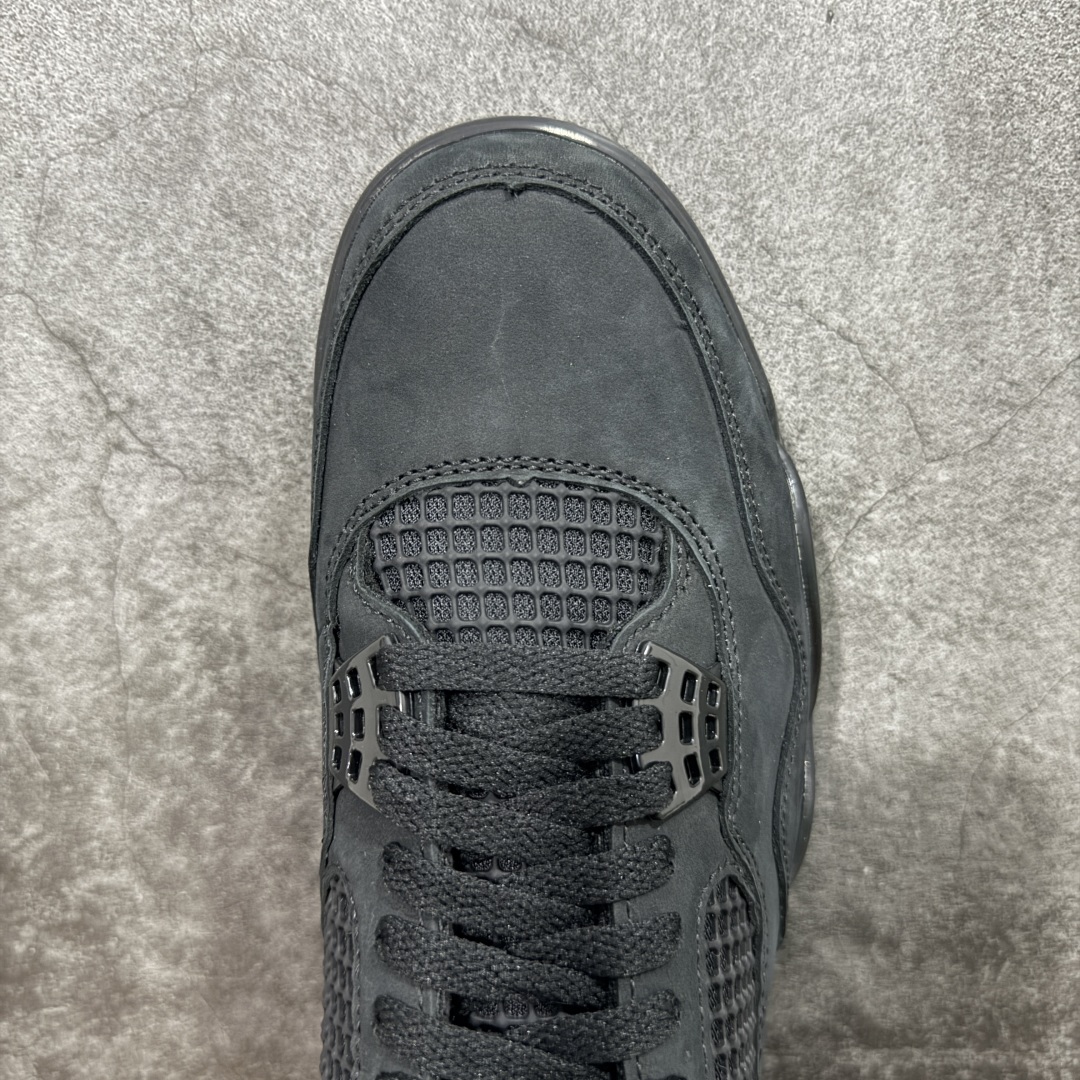 图片[5]-【原厂版】 Air Jordan 4 Retro \”Black Cat\” 乔4 AJ4复刻全新黑猫 2.0 全新升级改良 顶级原厂麂皮绒感到位 原鞋原楦原纸板同源开发 完美呈现乔4的版型 内侧正确双色网格 还原细节 原厂皮料 正确气垫颜色 正确网格工艺 正确拉帮工艺 全鞋原装材料制作 原档案原模具打造 支持全方位与正品对比 尺码：40 40.5 41 42 42.5 43 44 44.5 45 46 47.5-选品中心