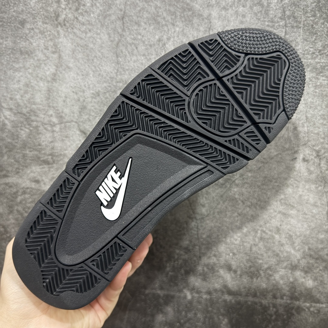 图片[9]-【原厂版】 Air Jordan 4 Retro \”Black Cat\” 乔4 AJ4复刻全新黑猫 2.0 全新升级改良 顶级原厂麂皮绒感到位 原鞋原楦原纸板同源开发 完美呈现乔4的版型 内侧正确双色网格 还原细节 原厂皮料 正确气垫颜色 正确网格工艺 正确拉帮工艺 全鞋原装材料制作 原档案原模具打造 支持全方位与正品对比 尺码：40 40.5 41 42 42.5 43 44 44.5 45 46 47.5-选品中心