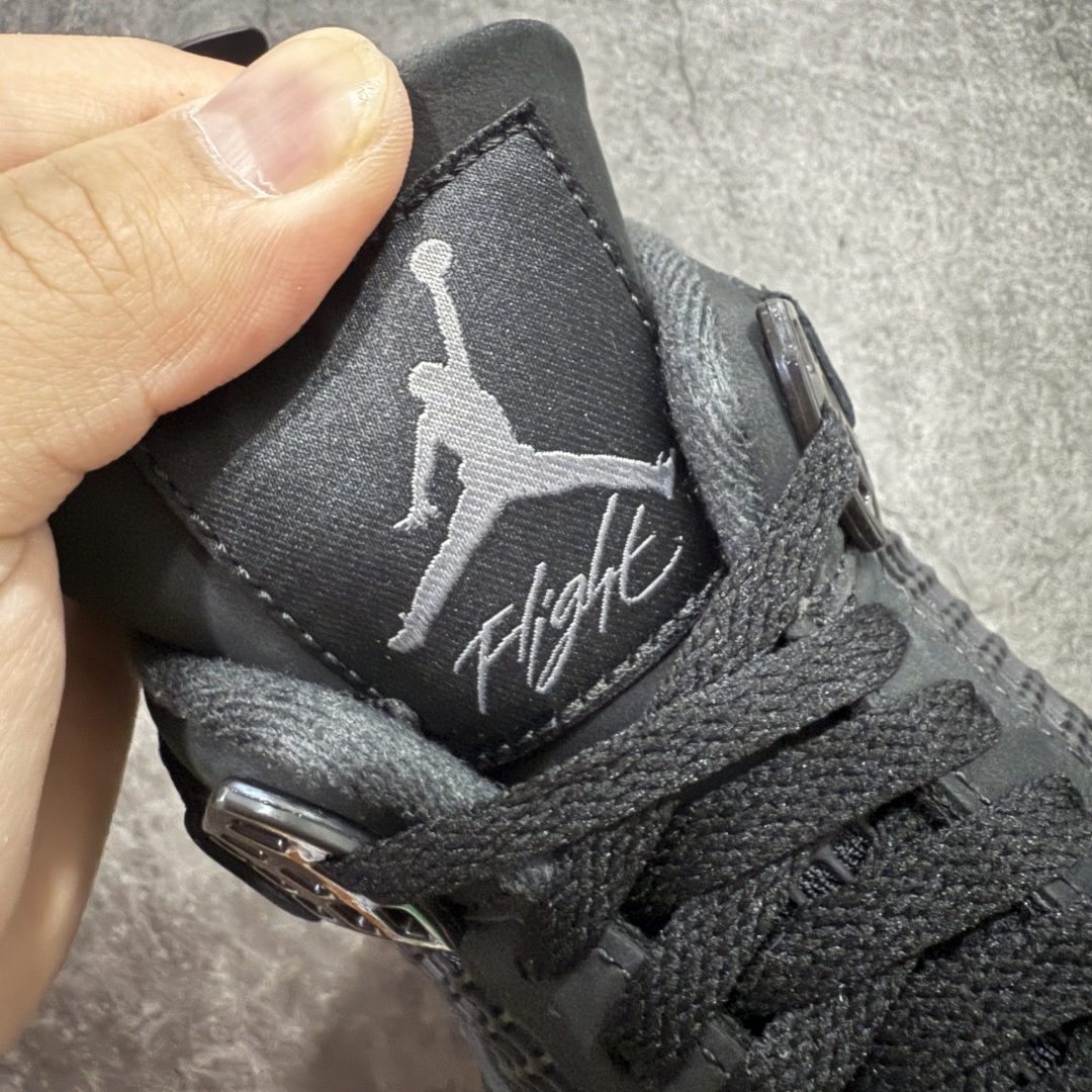图片[6]-【原厂版】 Air Jordan 4 Retro \”Black Cat\” 乔4 AJ4复刻全新黑猫 2.0 全新升级改良 顶级原厂麂皮绒感到位 原鞋原楦原纸板同源开发 完美呈现乔4的版型 内侧正确双色网格 还原细节 原厂皮料 正确气垫颜色 正确网格工艺 正确拉帮工艺 全鞋原装材料制作 原档案原模具打造 支持全方位与正品对比 尺码：40 40.5 41 42 42.5 43 44 44.5 45 46 47.5-选品中心