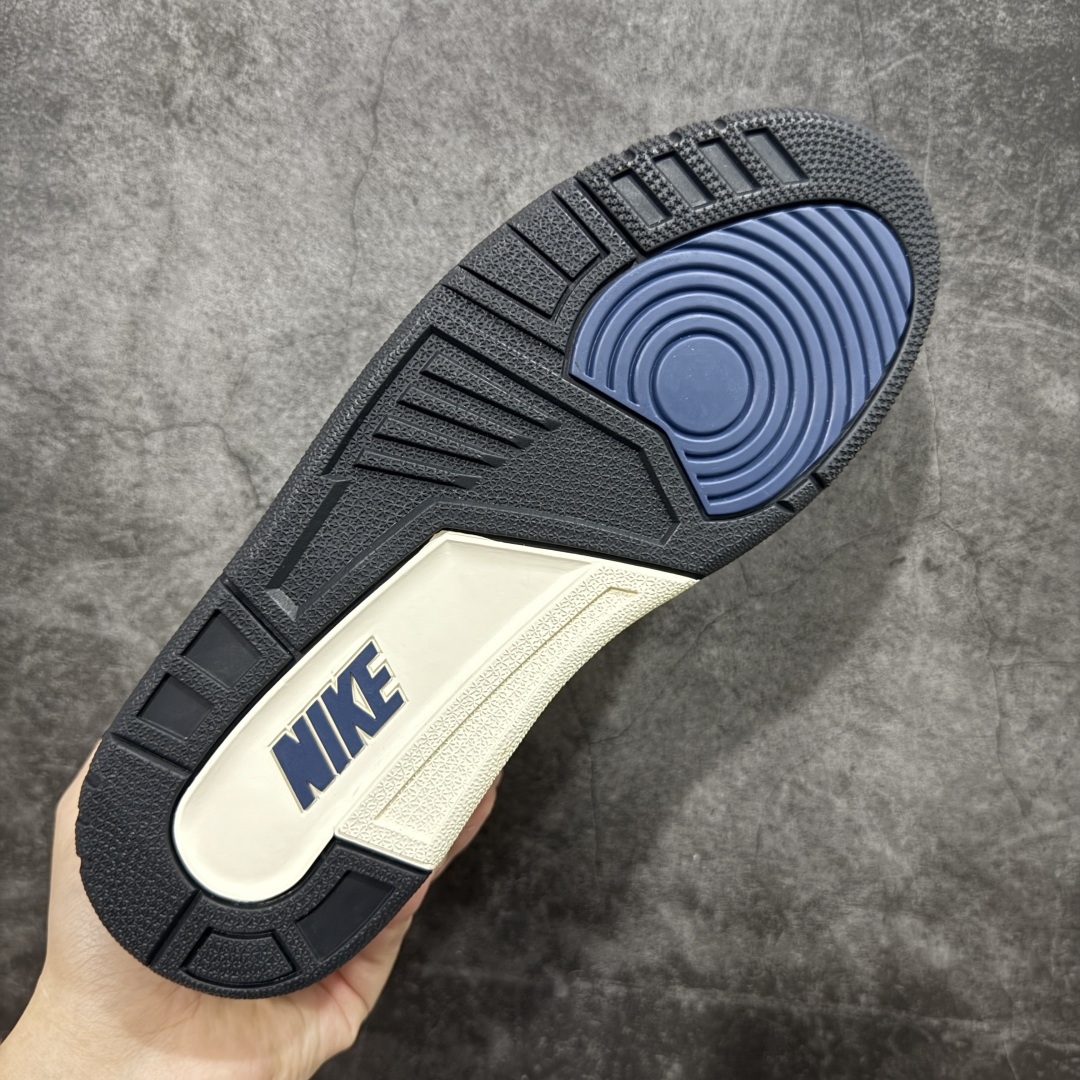 图片[9]-【RN版本】 A Ma Maniére x Air Jordan 3 OG AJ3 x AMM联名白灰蓝 HV8571-100 圈内最强三代系列 匠心打造 开发时长超过半年 目前可过各类鉴定或无法鉴定 裸鞋随便操作 全套原纸板楦头开发 原厂大底磨具加持立体防滑纹理 原装可视Air Sole气垫 原汁原味最完美的三代版型 唯一正确鞋头趴度弧度高度鞋身腰线 原厂TPU彩虹扎染后跟饰片 正确内里反口里网布 皮料菱角分明不变形无多余毛边 广东原厂zp同批次手工大底描漆拉丝 市场唯一原厂鞋扣模具 原厂织唛标 原厂飞人电绣工艺 尾指中部跳三针 独家绑鞋带手法 印刷中底布 四线拉帮 米色美纹纸贴合固定 进口港宝加持 后跟自然饱满 全鞋荧光划线卡点 追求极致完美 每一双都是工艺品 多重QC质检 超越公司货的品控标准 实实在在的免检产品 尺码：40 40.5 41 42 42.5 43 44 44.5 45 45.5 46 47.5 48.5-选品中心