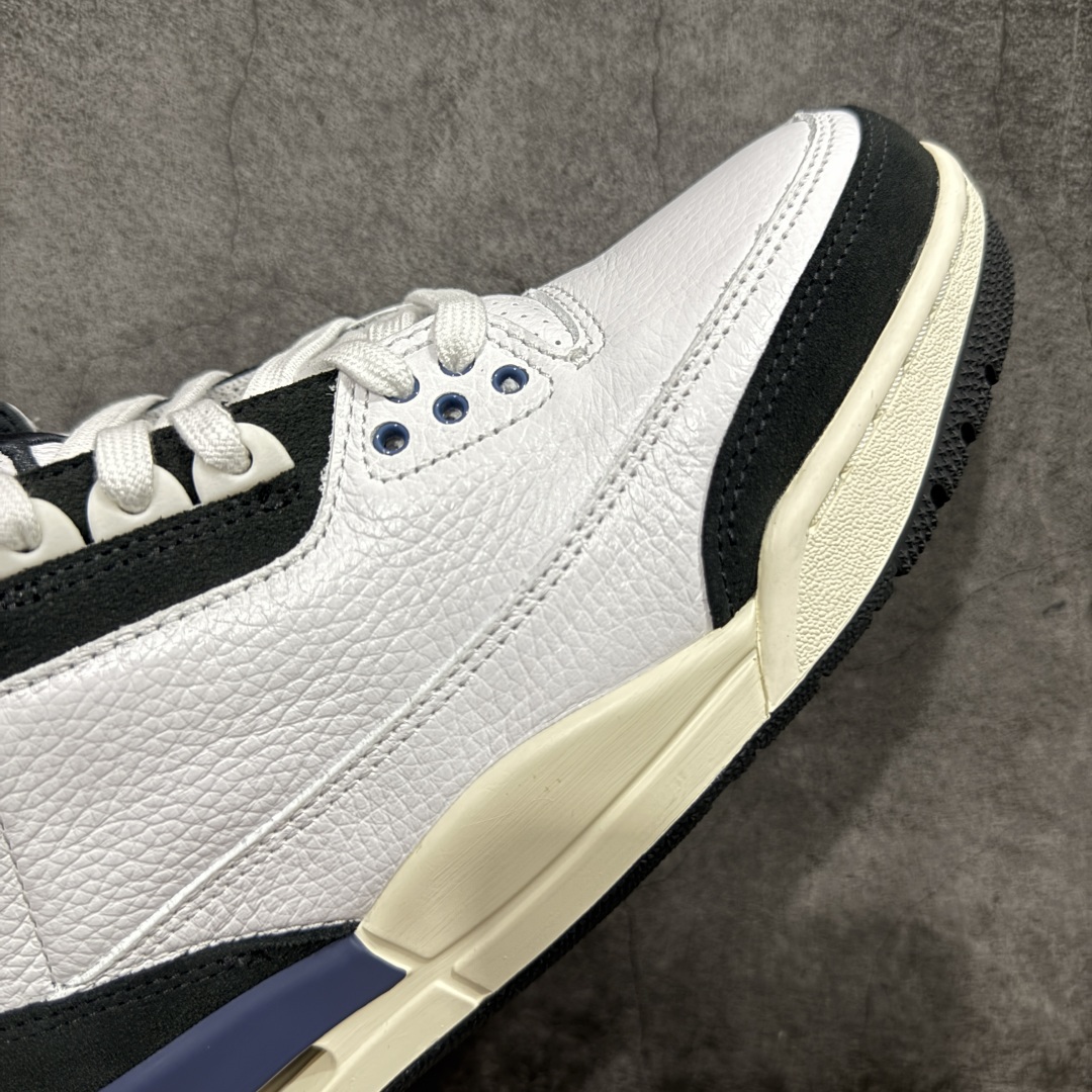 图片[6]-【RN版本】 A Ma Maniére x Air Jordan 3 OG AJ3 x AMM联名白灰蓝 HV8571-100 圈内最强三代系列 匠心打造 开发时长超过半年 目前可过各类鉴定或无法鉴定 裸鞋随便操作 全套原纸板楦头开发 原厂大底磨具加持立体防滑纹理 原装可视Air Sole气垫 原汁原味最完美的三代版型 唯一正确鞋头趴度弧度高度鞋身腰线 原厂TPU彩虹扎染后跟饰片 正确内里反口里网布 皮料菱角分明不变形无多余毛边 广东原厂zp同批次手工大底描漆拉丝 市场唯一原厂鞋扣模具 原厂织唛标 原厂飞人电绣工艺 尾指中部跳三针 独家绑鞋带手法 印刷中底布 四线拉帮 米色美纹纸贴合固定 进口港宝加持 后跟自然饱满 全鞋荧光划线卡点 追求极致完美 每一双都是工艺品 多重QC质检 超越公司货的品控标准 实实在在的免检产品 尺码：40 40.5 41 42 42.5 43 44 44.5 45 45.5 46 47.5 48.5-选品中心