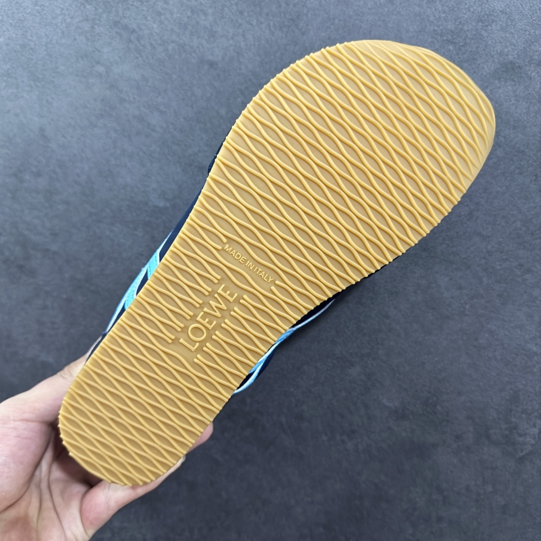 图片[9]-【R版】罗意威Loewe Ballet Runner 2.0 Sneakers 芭蕾舞2.0系列阿甘复古风德训薄底百搭休闲运动鞋 全手工拉帮工艺成型 采用反绒牛皮革拼接头层皮饰片鞋面材质 鞋身原装高密度防刮尼龙面料,极好柔软效果 双层乳胶缓震鞋垫 外部搭配轻量EVA缓震组合橡胶防滑片装外底 尺码：35-40-选品中心