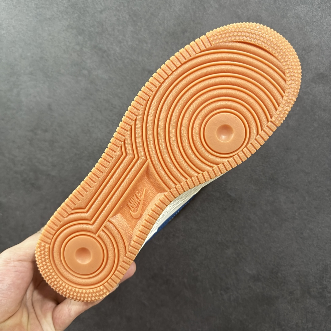 图片[9]-【定制版】Nike Air Force 1‘07 Low 联名 爱心米蓝生胶 空军一号低帮休闲板鞋  #原楦头原纸板 原装鞋盒 原厂鞋底 超高清洁度 细节完美  货号：QW5836-001 尺码：36 36.5 37.5 38 38.5 39 40 40.5 41 42 42.5 43 44 44.5 45-选品中心