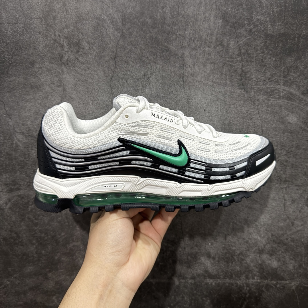 【纯原版】Comme Des Garcons Homme Plus x Nk Air Max TL 2.5 Pack 川久保玲联名气垫跑鞋 纯原版本 鞋款采用透气网眼布和皮革材料 确保了穿着的轻盈与耐用 前掌和后跟上的迷你 Swoosh 标志 彰显了 Nike 品牌的经典元素 后跟和鞋垫上有 CDG 品牌标识 进一步强调了此次的合作身份 货号: FZ4110-100  尺码:36 3675 37.5 38 38.5 39 40 40.5 41 42 42.5 43 44 45-选品中心