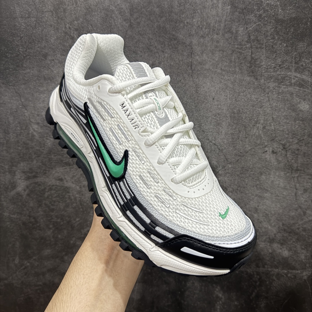 图片[3]-【纯原版】Comme Des Garcons Homme Plus x Nk Air Max TL 2.5 Pack 川久保玲联名气垫跑鞋 纯原版本 鞋款采用透气网眼布和皮革材料 确保了穿着的轻盈与耐用 前掌和后跟上的迷你 Swoosh 标志 彰显了 Nike 品牌的经典元素 后跟和鞋垫上有 CDG 品牌标识 进一步强调了此次的合作身份 货号： FZ4110-100  尺码：36 3675 37.5 38 38.5 39 40 40.5 41 42 42.5 43 44 45-选品中心