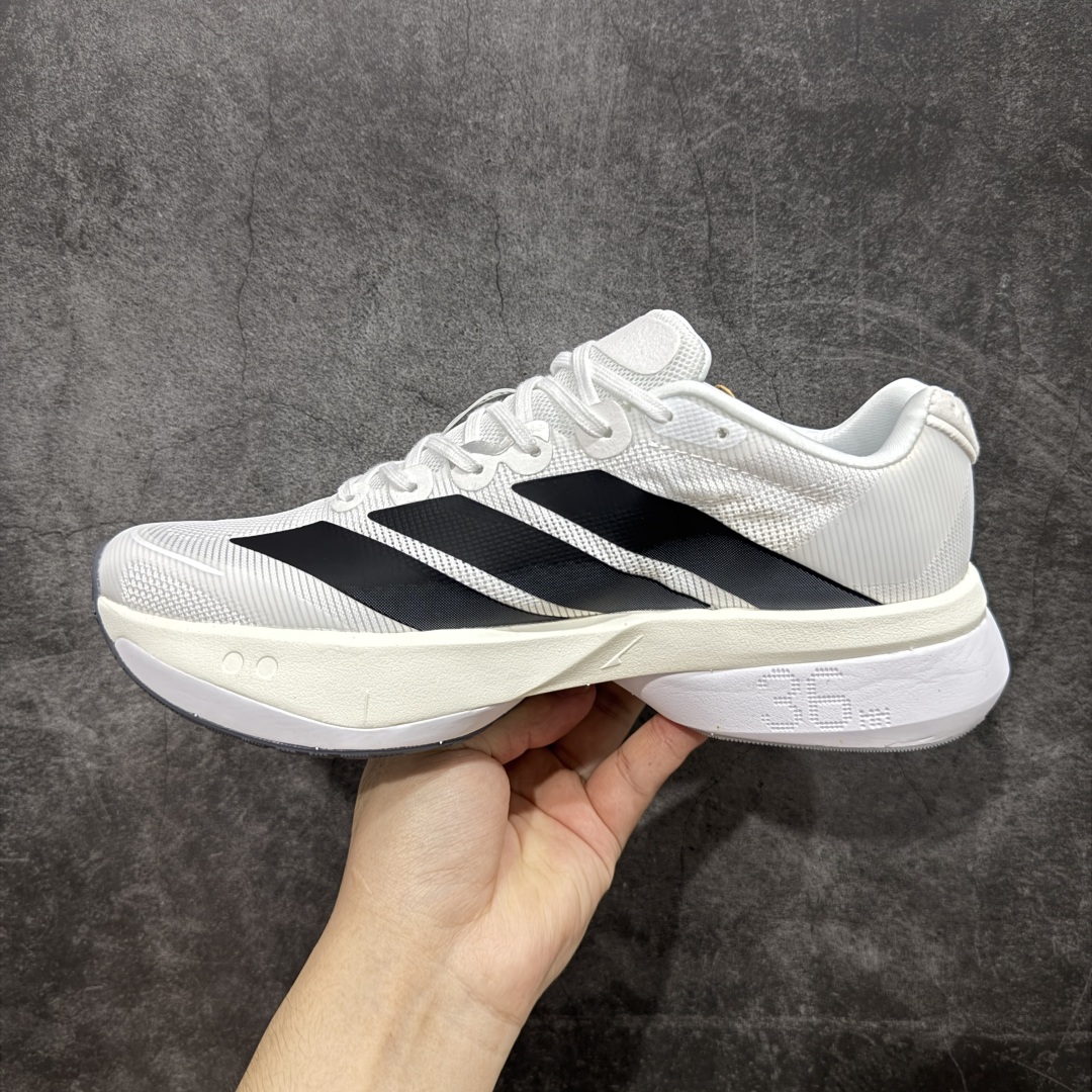 图片[2]-【HD真碳组合底】Ad Adizero Boston 13 阿迪马拉松系列超轻防滑训练跑步运动鞋 JS4939 真碳柱 组合底版本 区别市场涂漆假碳一体大底货 这双跑鞋在保留了前一代的核心科技的基础上，做了一些调整和优化，让跑鞋的脚感更加柔软、回弹和舒适。同时，它也回归了 BOSTON 系列原本的精神，提供了一双适合各种训练和速度的性能跑鞋。 尺码：36 36.5 37 38 38.5 39 40 40.5 41 42 42.5 43 44 44.5 45-选品中心