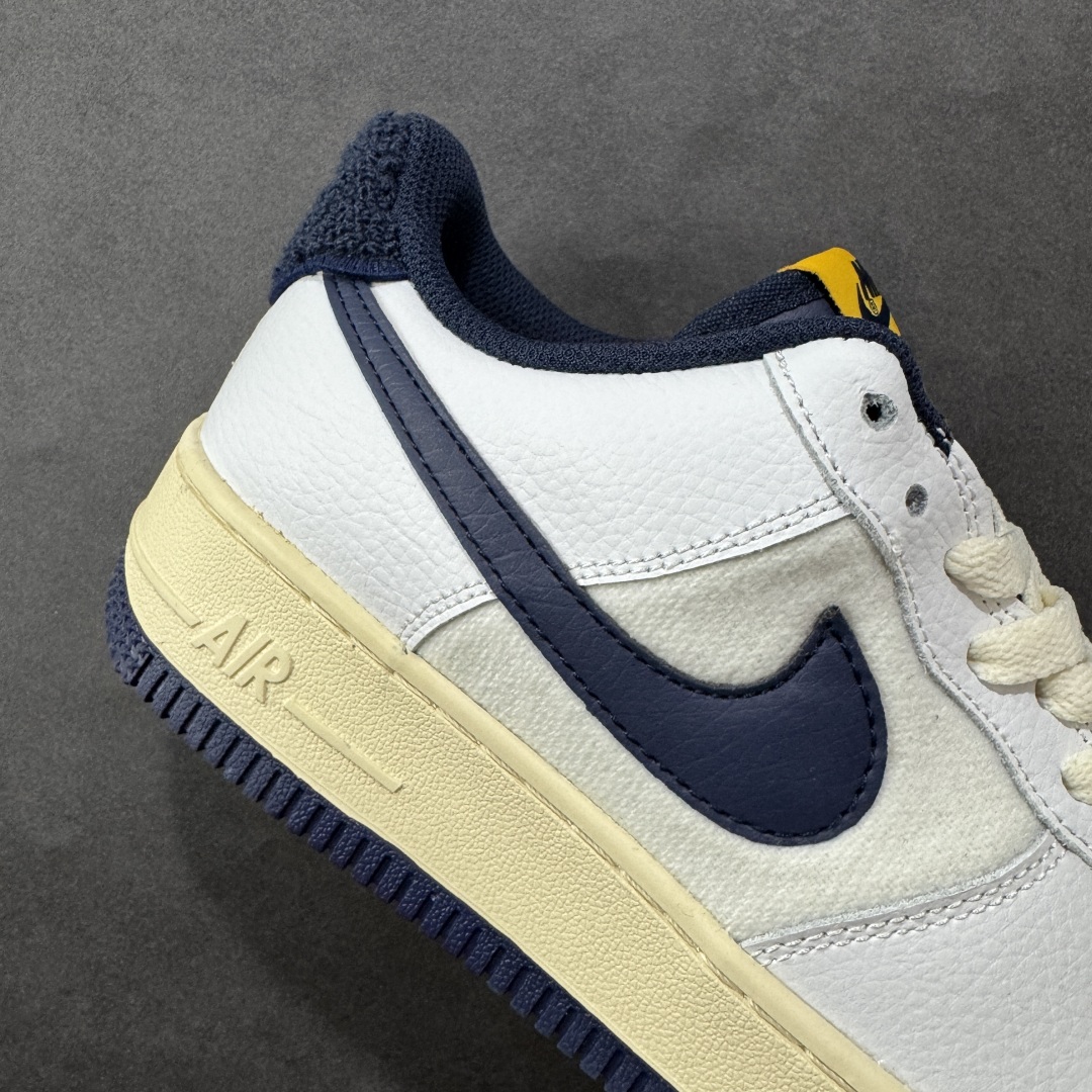 图片[6]-【BG福利】Nike Air Force 1 Low 空军一号经典板鞋 DO5220-141 原楦头原纸板 打造纯正空军版型 专注外贸渠道 全掌内置蜂窝气垫 原盒配件 原厂中底钢印、拉帮完美 尺码：36 36.5 37.5 38 38.5 39 40 40.5 41 42 42.5 43 44 44.5 45-选品中心