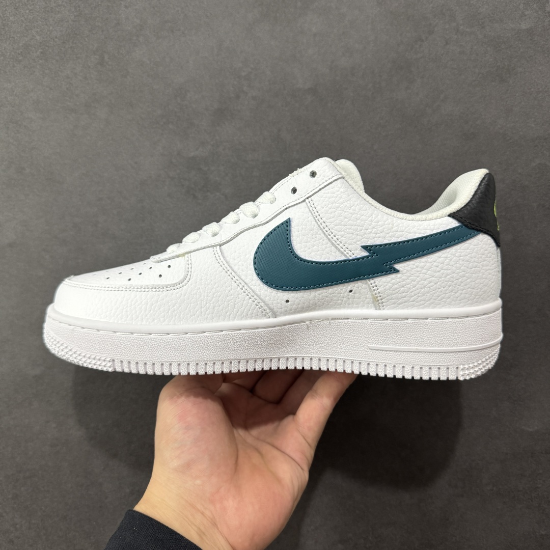 图片[2]-【BG福利】Nike Air Force 1 Low 空军一号经典板鞋 DJ6894-100 原楦头原纸板 打造纯正空军版型 专注外贸渠道 全掌内置蜂窝气垫 原盒配件 原厂中底钢印、拉帮完美 尺码：36 36.5 37.5 38 38.5 39 40 40.5 41 42 42.5 43 44 44.5 45-选品中心