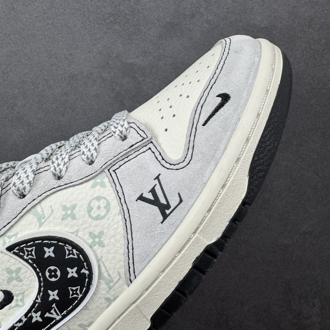 图片[5]-【定制版】Nike SB Dunk Low LV联名 黑勾印花 周年高端定制 低帮休闲板鞋  #定制鞋盒 大厂纯原品质出货 超高清洁度 皮料切割干净无任何毛边 细节完美   货号：YX5066-365 尺码：36 36.5 37.5 38 38.5 39 40 40.5 41 42 42.5 43 44 44.5 45-选品中心