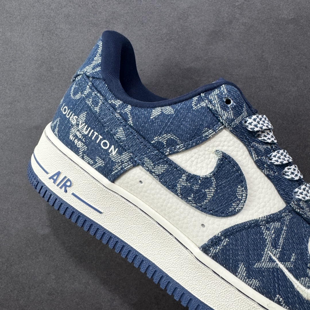 图片[6]-【定制版】海外限量发售！公司级NIke Air Force 1 \’07 Low LV联名-白蓝牛仔 空军一号低帮 运动鞋 休闲鞋 折边针车 工艺难度大 原楦头原纸板 原装鞋盒 定制五金配件 原厂鞋底 超高清洁度 细节完美 货号：ZD1988-001 尺码：36 36.5 37.5 38 38.5 39 40 40.5 41 42 42.5 43 44 44.5 45-选品中心