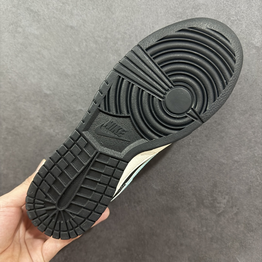 图片[9]-【定制版】Nike SB Dunk Low“ LV联名——蒂芙尼蓝” 周年高端定制 低帮休闲板鞋 定制鞋盒 大厂纯原品质出货 超高清洁度 皮料切割干净无任何毛边 细节完美 货号：JP1628-033 尺码：36 36.5 37.5 38 38.5 39 40 40.5 41 42 42.5 43 44 44.5 45-选品中心