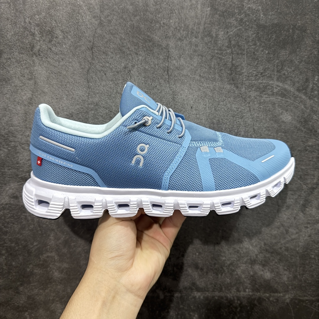 【PE版本】On 昂跑训练鞋Cloud 6代 新品男女同款缓震徒步鞋厚底增高运动老爹鞋 云模块高弹eva十橡胶组合,缓震回弹双效合一,抓地力及耐磨性兼备原装进口织物鞋面,厚实兼备透气性,同步原版高频压印及压胶处理,3m反光加持缓震性能提升:cloudtilt 2.0采用了先进的缓震技术,能够有效减少跑步时对关节的冲击,保护运动者的健康。其独特的缓震系统设计能够提供稳定的支撑,确保跑者在跑道上尽情释放潜能。 这款运动鞋注重透气性和舒适性,采用轻盈透气的材料,确保双脚在奔跑中感受自由和快感。紧密贴合脚型的设计,提供稳定的支撑,让跑者在奔跑中更加自如。 尺码:36 36.5 37 38 38.5 39 40 40.5 41 42 42.5 43 44 44.5 45-选品中心