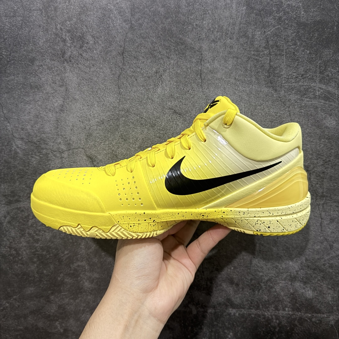 图片[2]-【灭世纯原】Nike Zoom Kobe 4 Protro “CHBL”舒适百搭 防滑耐磨 低帮 篮球鞋 男女同款 黄色 科比4代 耐高CHBL 39-47.5 官方同步全码出货‼️全新开版👊 最高工艺 最高标准 打造顶级实战旗舰标杆 。实战属性TOP 1 接受任意版本实战性能正面PK🔝 实力源自深耕实战球鞋的工业底蕴，王者归来绝非空穴来风‼️杜绝杀猪 感受一分钱十分货诚意巨作[拳头] ✅原厂复刻纸板➕原楦调试 历时半年 打造近乎完美版型（包裹体验 鞋脚一体性 99% 无限接近） ✅ 鞋面强度独一档 区分市场货品 ✅革新缓震配置（前掌双密度Lunar➕后掌zoom气垫） ✅原装鞋垫➕正确蛇鳞压印原盒 ✅全真飞线 工艺 ✅独家售后 为实战保驾护航 尺码39-47.5 一码一模 拒绝❌公版合模假大码 让市场价格回归理性！拒绝🙅🏻‍♂️杀猪-选品中心