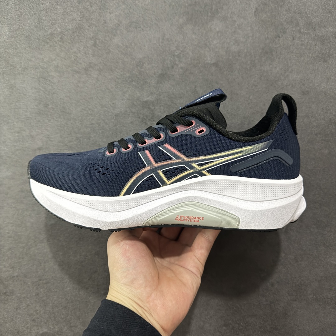 图片[2]-【公司级】Asics Gel-Kayano 32 亚瑟士卡亚诺32代低帮专业有氧超轻量休闲运动全能慢跑鞋 全球知名运动品牌ASICS正式推出新款GEL-KAYANO 32跑鞋，旨在通过全新稳定结构以提升产品可适性，满足跑者的足部稳定需求，让每一位跑者从起跑到结束都能够感受到焕然一新的稳定性与舒适性，从而帮助更多人找到身心平衡，获得自在舒适的健康生活方式。秉持着ASICS亚瑟士的设计哲学，全新一代GEL-KAYANO 32应运而生。为进一步升级产品的稳定性，GEL-KAYANO 采用了全新4D引导系统，通过内侧稳定装置提升可适性，满足足部稳定需求，帮助足弓迅速返回到平衡位置。作为基于生物力学研究打造的全新稳定结构，4D引导系统不仅提升了跑鞋对双脚的支撑性，它还将人体不同的运动状态纳入设计考量，帮助跑者在多种跑动强度下获得充足的稳定性和理想的舒适度。 尺码： 40 40.5 41.5 42 42.5 43.5 44 44.5 45-选品中心