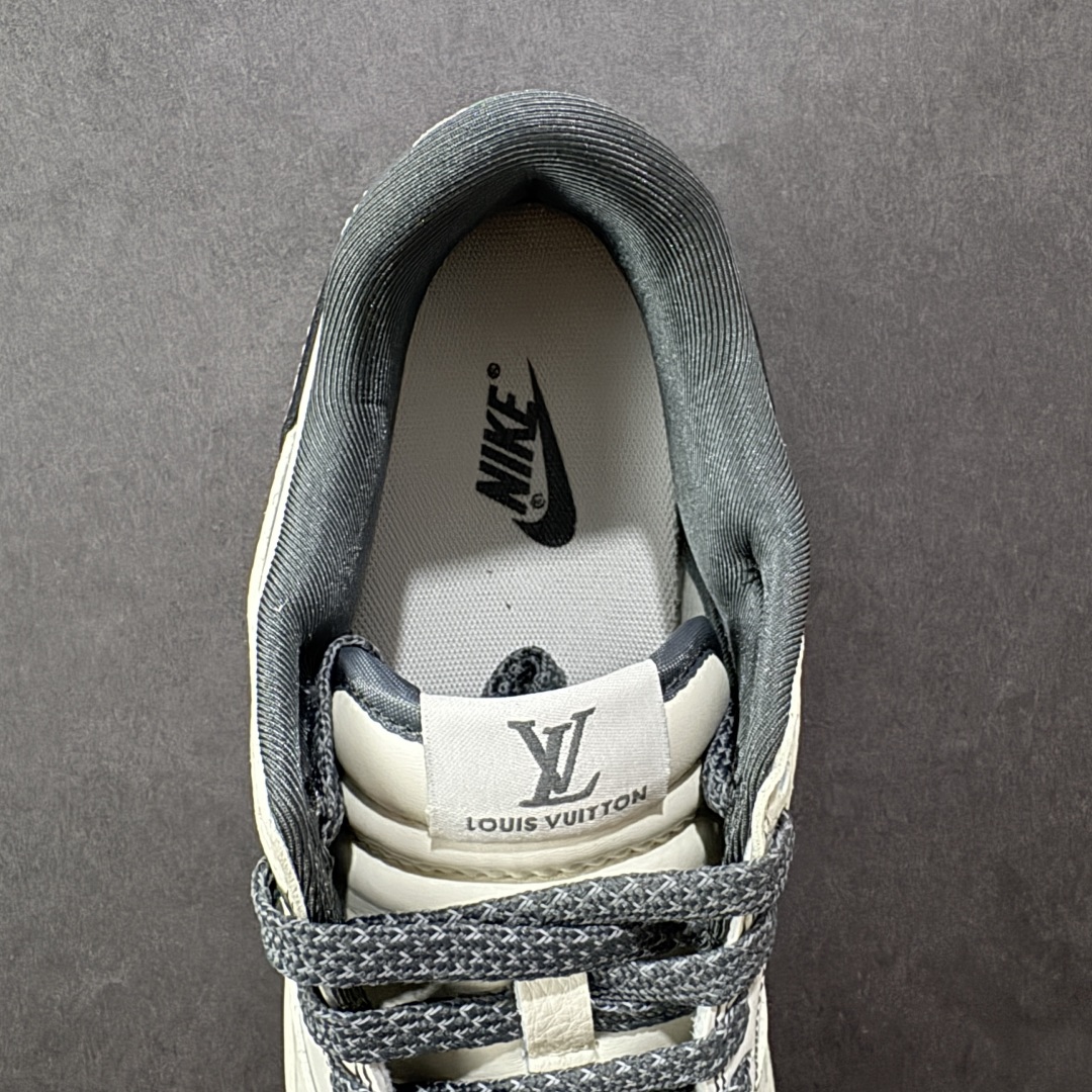 图片[7]-【定制版】Nike SB Dunk Low LV联名 花纹灰勾 周年高端定制 低帮休闲板鞋 YX5066-366 #定制鞋盒 大厂纯原品质出货 超高清洁度 皮料切割干净无任何毛边 细节完美 尺码：36 36.5 37.5 38 38.5 39 40 40.5 41 42 42.5 43 44 44.5 45-选品中心