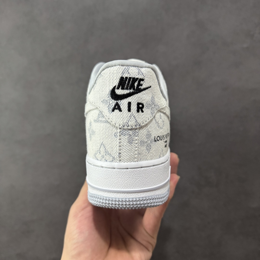 图片[4]-【定制版】Louis Vuitton x Nk Air Force 1’07 定制配色 Lv联名 空军一号低帮经典低帮休闲百搭板鞋 SC0601-552 定制鞋盒 大厂流水作业生产 超高清洁度 皮料切割干净无任何毛边 细节完美   尺码：36 36.5 37.5 38 38.5 39 40 40.5 41 42 42.5 43 44 44.5 45-选品中心