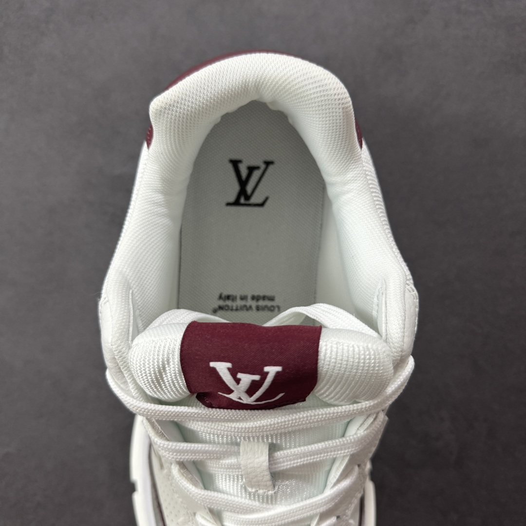 图片[7]-【公司级】Louis Vuitton Classic LV路易威登板鞋 小白鞋系列 舒适轻泡大底和百搭性霸屏整个时尚娱乐圈 细节调整完美主义鞋面采用进口头层小牛皮 独家开模轻泡大底侧边采用3D打印标志性Logo 尽显贵族时尚气息台湾进口小牛皮挂皮内里 配带正品全套包装 尺码：36-45-选品中心