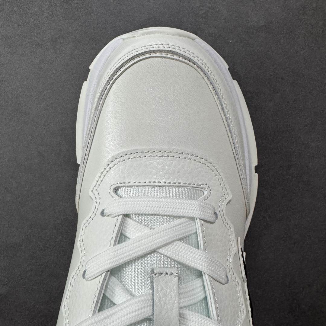 图片[8]-【公司级】Louis Vuitton Classic LV路易威登板鞋 小白鞋系列 舒适轻泡大底和百搭性霸屏整个时尚娱乐圈 细节调整完美主义鞋面采用进口头层小牛皮 独家开模轻泡大底侧边采用3D打印标志性Logo 尽显贵族时尚气息台湾进口小牛皮挂皮内里 配带正品全套包装 尺码：36-45-选品中心