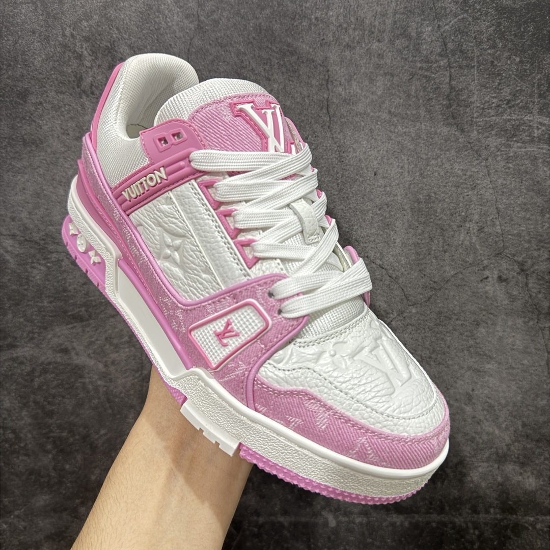 
LV Trainer系列高奢运动鞋 粉白牛仔
新款芯片顶级 潮人必备单品
同步ZP官网空胶工艺  
鞋