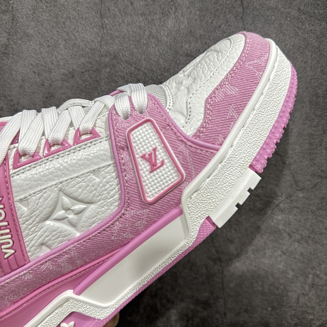 
LV Trainer系列高奢运动鞋 粉白牛仔
新款芯片顶级 潮人必备单品
同步ZP官网空胶工艺  
鞋