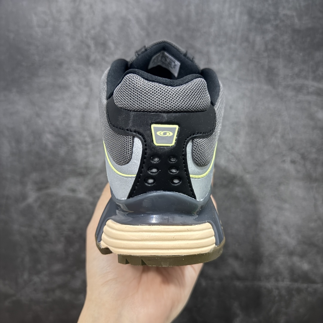 图片[4]-【666版本】SALOMON 萨洛蒙 XT-WHISPER 舒适百搭耐磨轻便低帮 休闲越野训练城市通勤跑步鞋 男女同款 棕银色 纯原外贸平台特供订单 耗时半年巨作 #全套原纸板楦头开发 #原厂特供网布配套加持 #确保原汁原味 完美呈现版型 #原档数据独家私模五层组合大底 #男女鞋同步官方开发至46 #原装Ortholite轻量化鞋垫 #中底布带钢印编号 原厂TPU锁扣 #进口港宝加持 后跟自然饱满 还原公司包裹性 #鞋面采用SENSIFT贴合技术 #全方位贴合包裹脚型 #鞋跟部鞋底牵引设计 #提供强大的抓地性能 #更适应野外崎岖不平的道路 #基于 SALOMON 初代 XT 鞋身造型并搭载 4D ADVANCED CHASSIS™ 大底打造而成 为这款 XT-WHISPER 带来了多项足部控制与保护等功能性 如在运动过程中控制左右晃动的过程而提高稳定性、改善长途越野过程中足中到足尖的过渡、提高感知岩石的精确度以抵抗尖锐物体对脚底的伤害以及采用动态缓冲来增强穿着舒适感 从而减轻疲劳感 使 XT-WHISPER 成为一双舒适且安全的户外之履 货号：477611 尺码：36 36.5 37.5 38 38.5 39 40 40.5 41 42 42.5 43 44 45 46-选品中心