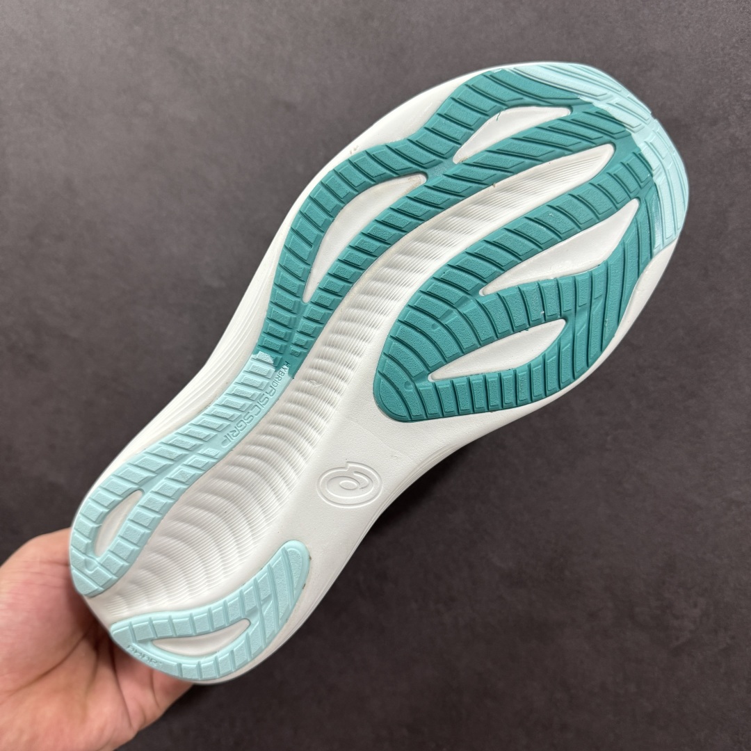 图片[9]-【公司级】Asics GEL-Nimbus 27 亚瑟士缓震跑鞋 近年复古风潮的势头很旺 ASICS一直坚信保持身体的健康与活力是打造健康快乐的生活方式的最佳途径 ASICS为复古鞋型注入新设计 为玩家的街头穿搭提供了更多可能 GEL-NIMBUSTM9运动鞋最初是为中立和仰卧跑步者设计的长距离训练器 采用原始材料和关键细节重新设计 其Y2K时代的工业外观也被大胆的对比和色块所抵消 尺码：36 36.5 37.5 38 38.5 39 40 40.5 41.5 42 42.5 43.5 44 44.5 45 46-选品中心