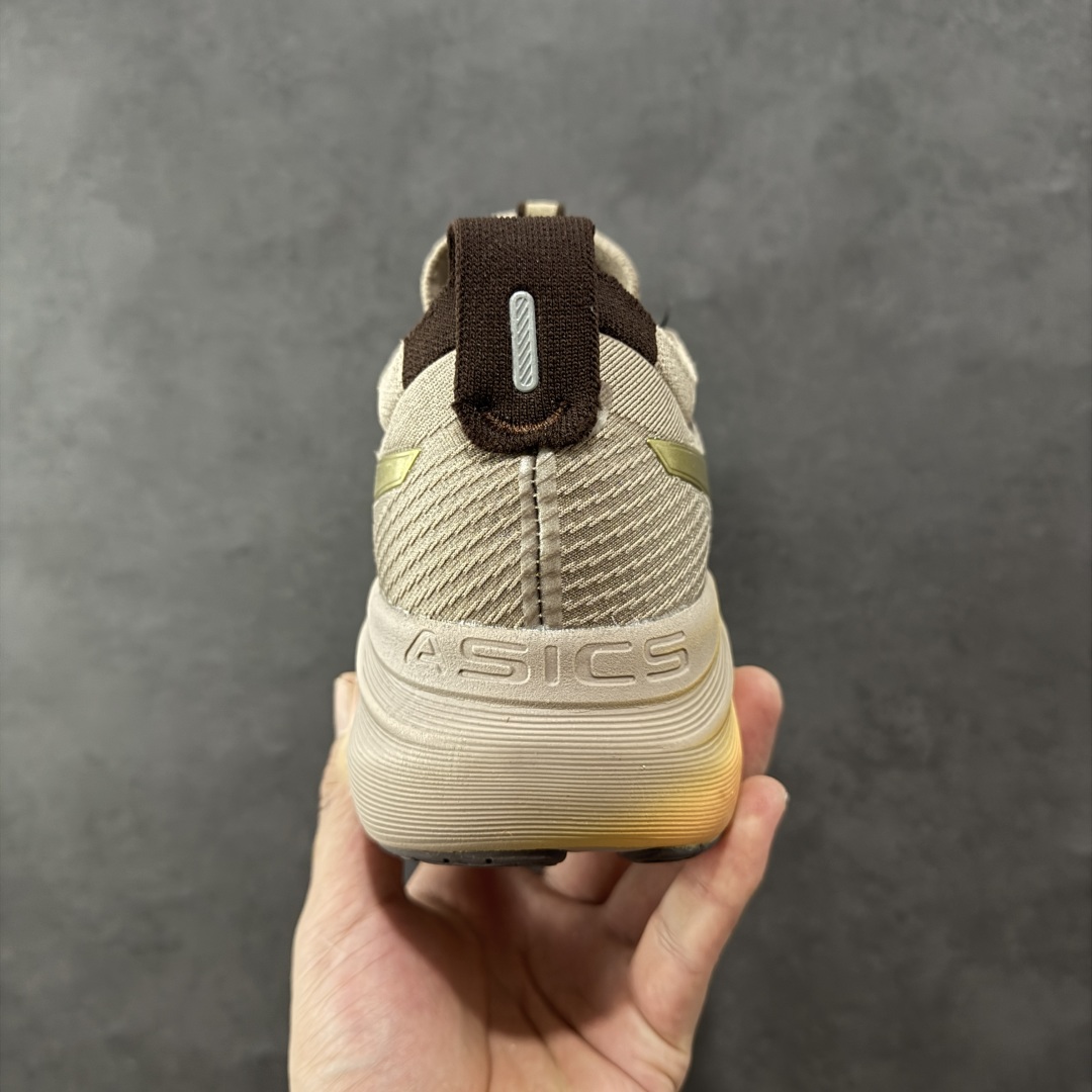 图片[4]-【公司级】Asics GEL-Nimbus 27 亚瑟士缓震跑鞋 近年复古风潮的势头很旺 ASICS一直坚信保持身体的健康与活力是打造健康快乐的生活方式的最佳途径 ASICS为复古鞋型注入新设计 为玩家的街头穿搭提供了更多可能 GEL-NIMBUSTM9运动鞋最初是为中立和仰卧跑步者设计的长距离训练器 采用原始材料和关键细节重新设计 其Y2K时代的工业外观也被大胆的对比和色块所抵消 尺码：36 36.5 37.5 38 38.5 39 40 40.5 41.5 42 42.5 43.5 44 44.5 45 46-选品中心